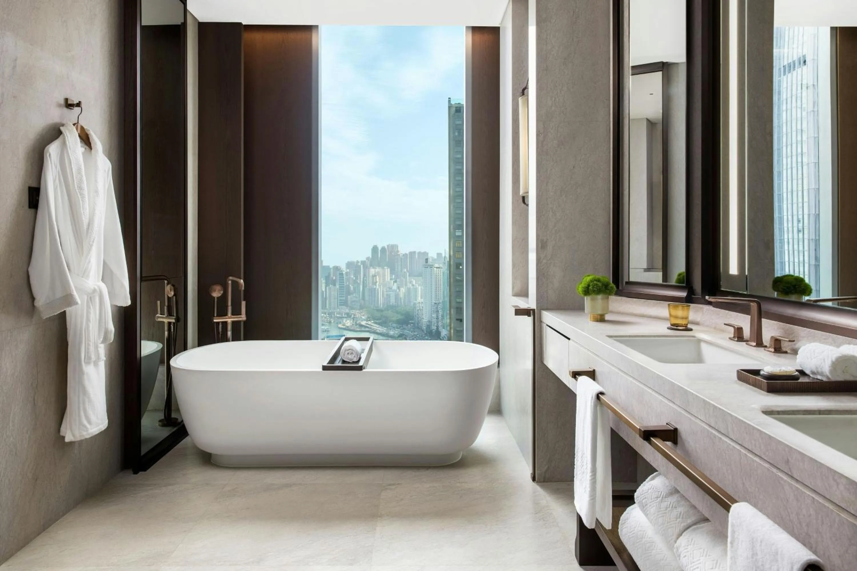 Bathroom in The St. Regis Hong Kong