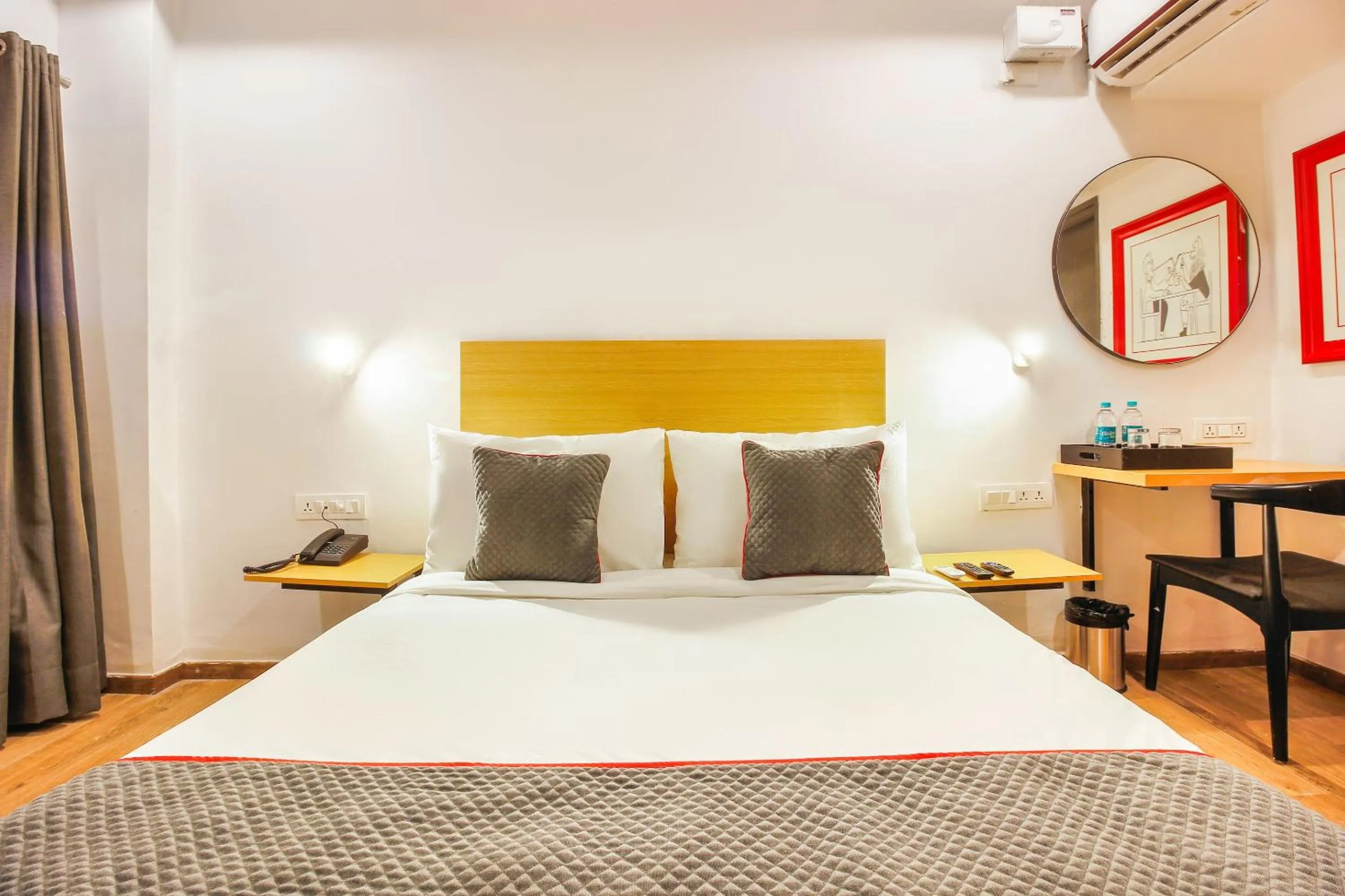 Bedroom, Bed in Super Townhouse RCC Sunrise