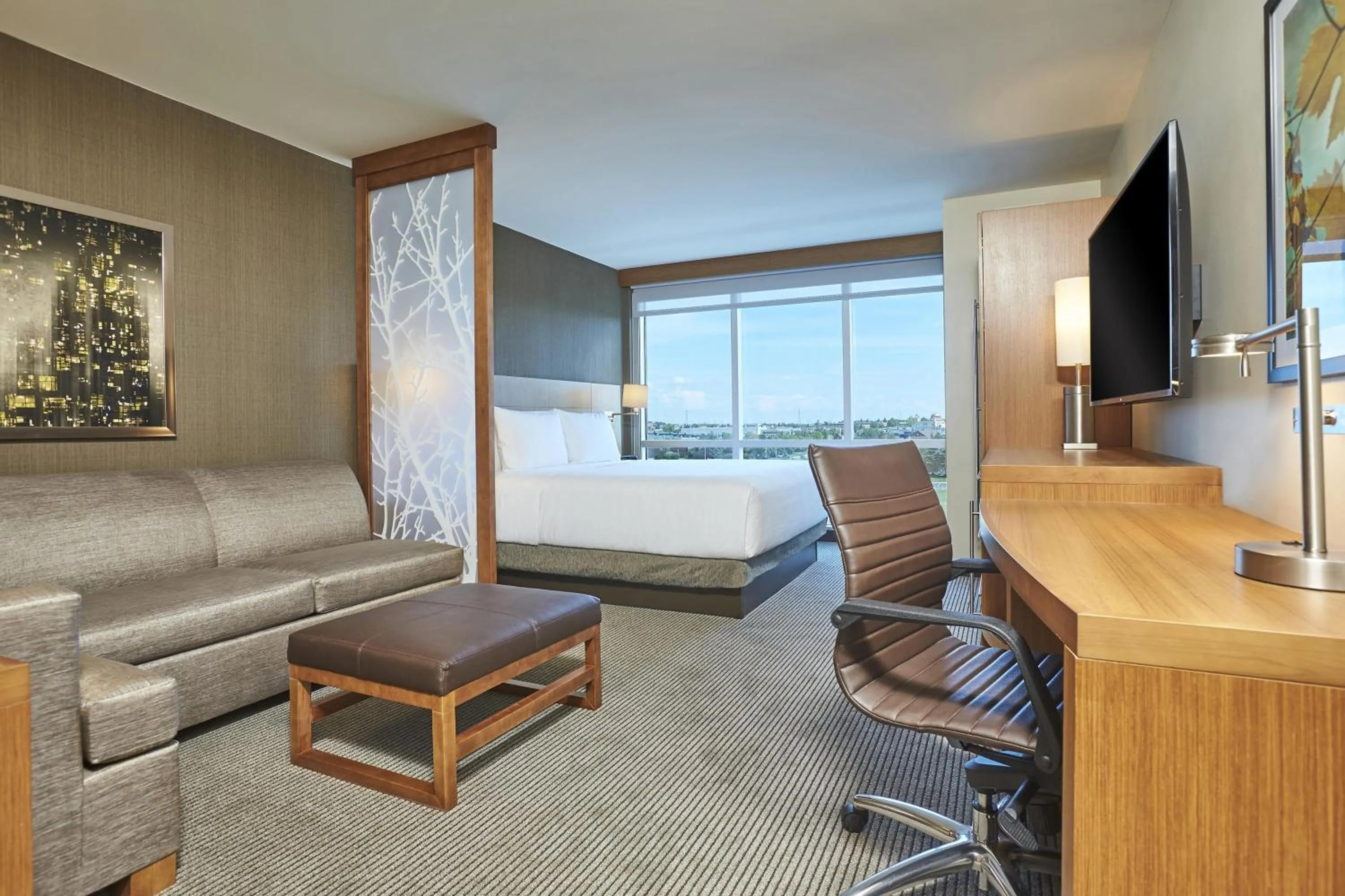 Bedroom in Hyatt Place Toronto Mississauga and Luxe Convention Centre