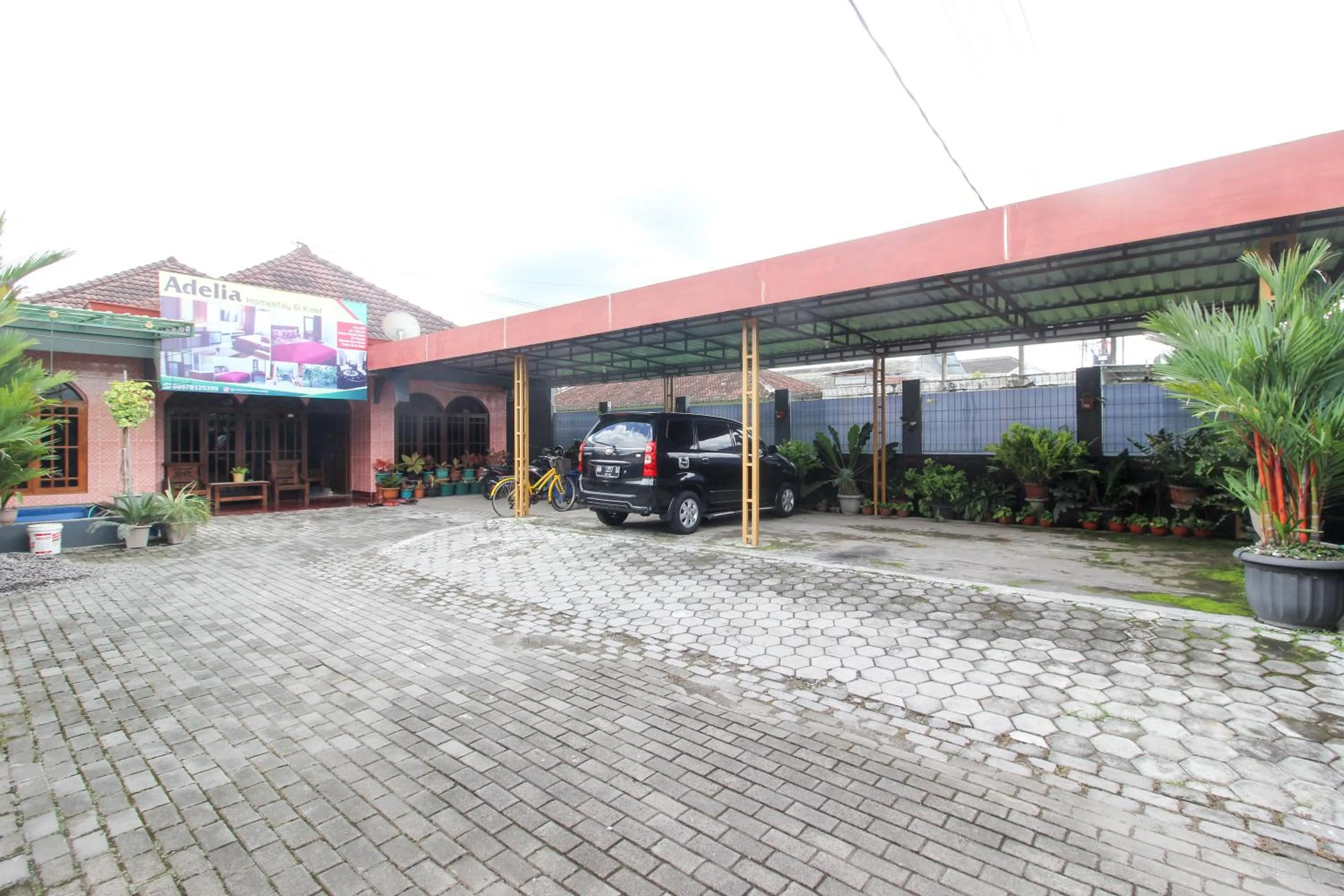 Balcony/Terrace in RedDoorz near Candi Ratu Boko