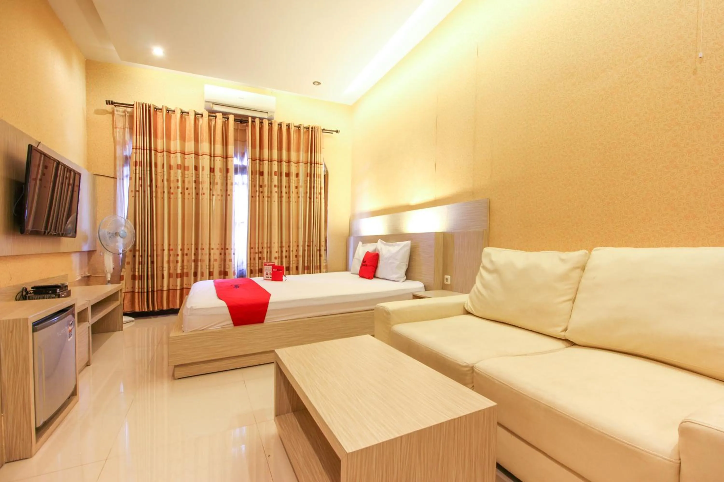 Property building, Bed in RedDoorz near Candi Ratu Boko