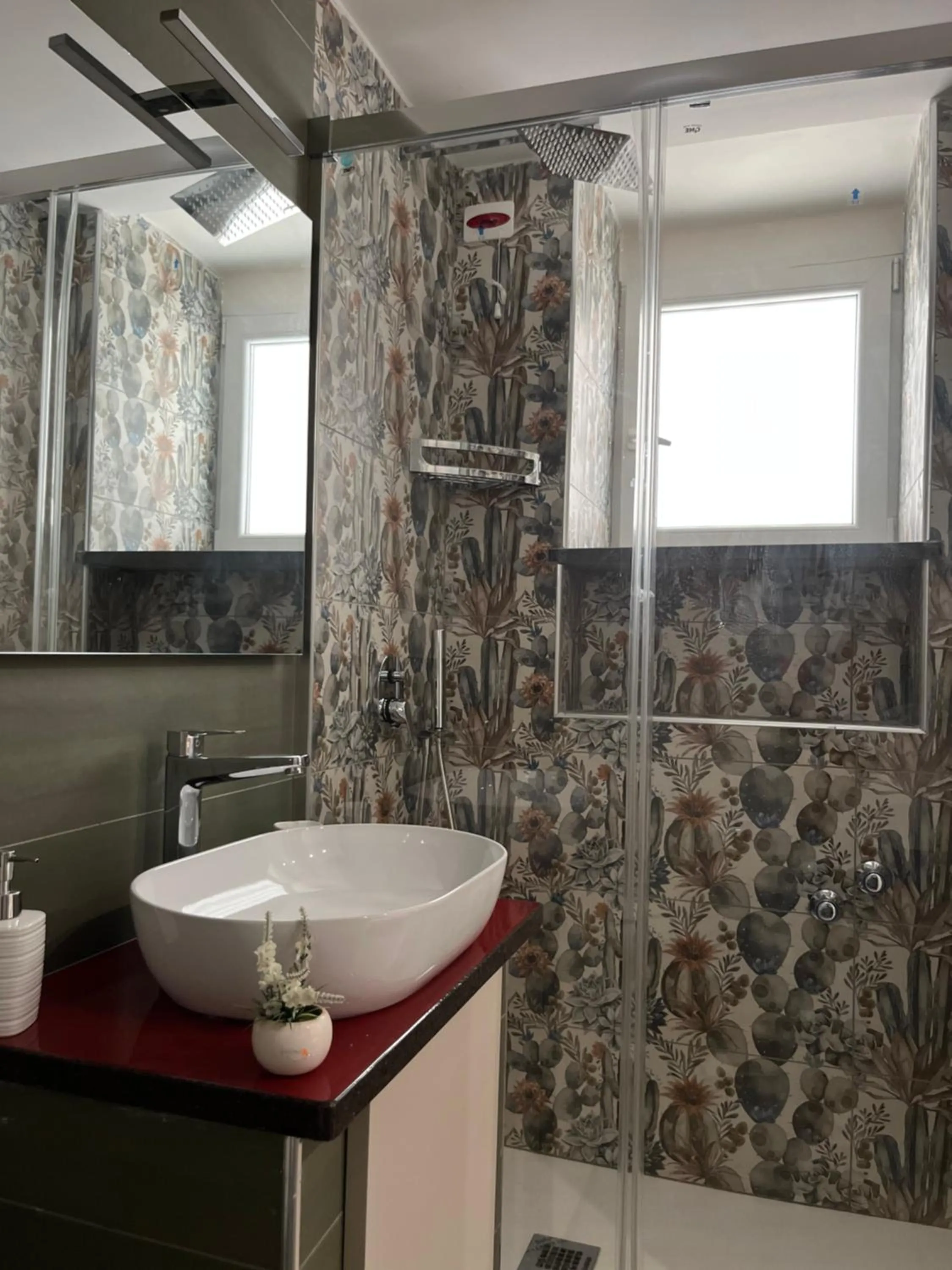 Shower in B&B Villa Filù