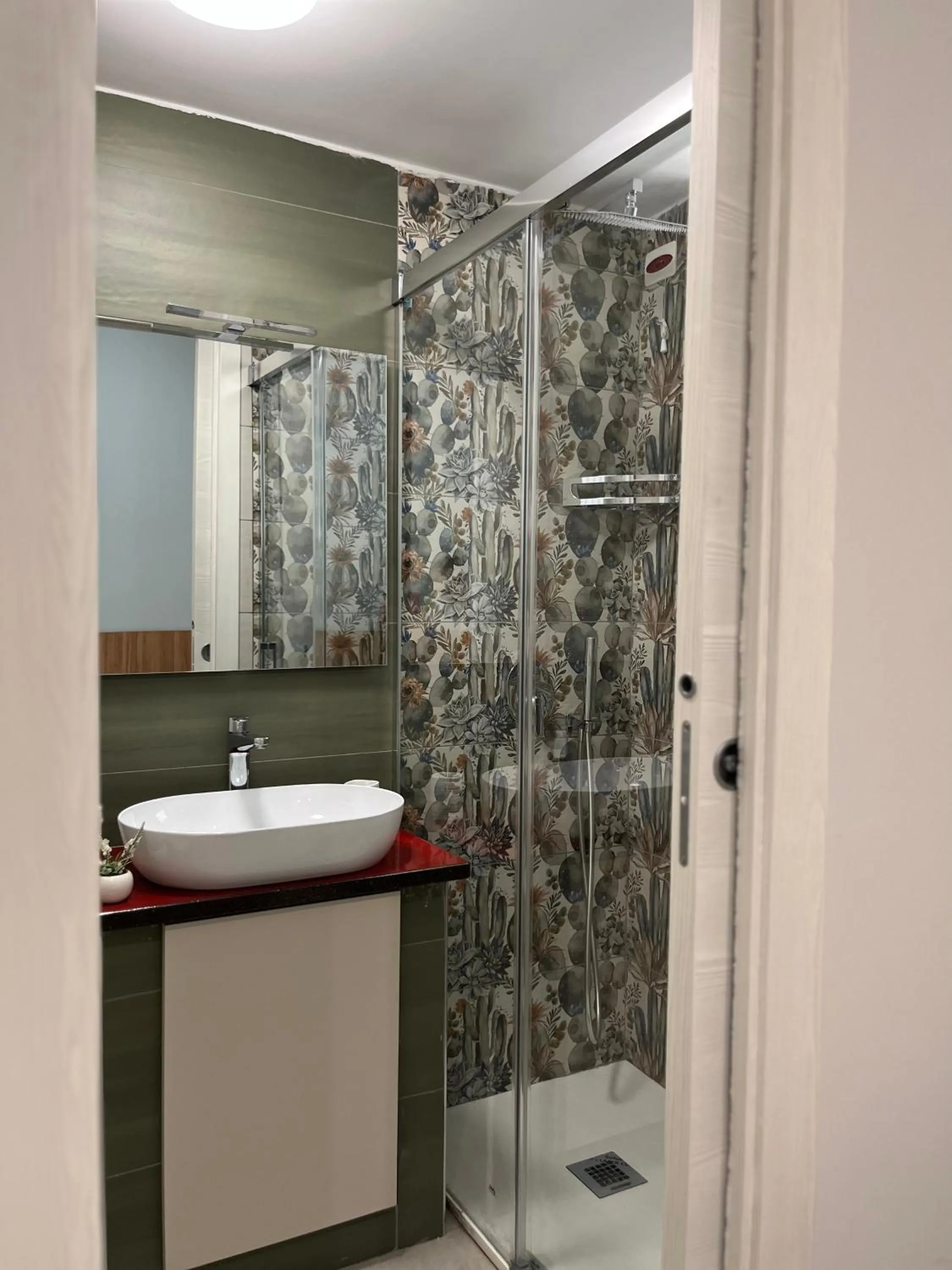 Shower in B&B Villa Filù