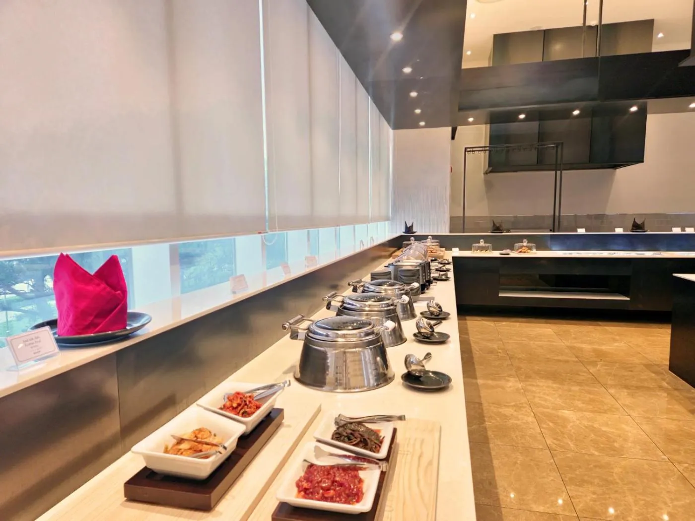 Breakfast in MD Hotel Doksan