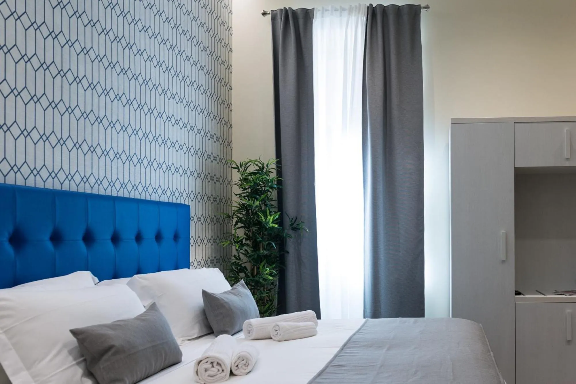 Bed in St. Peter Manor