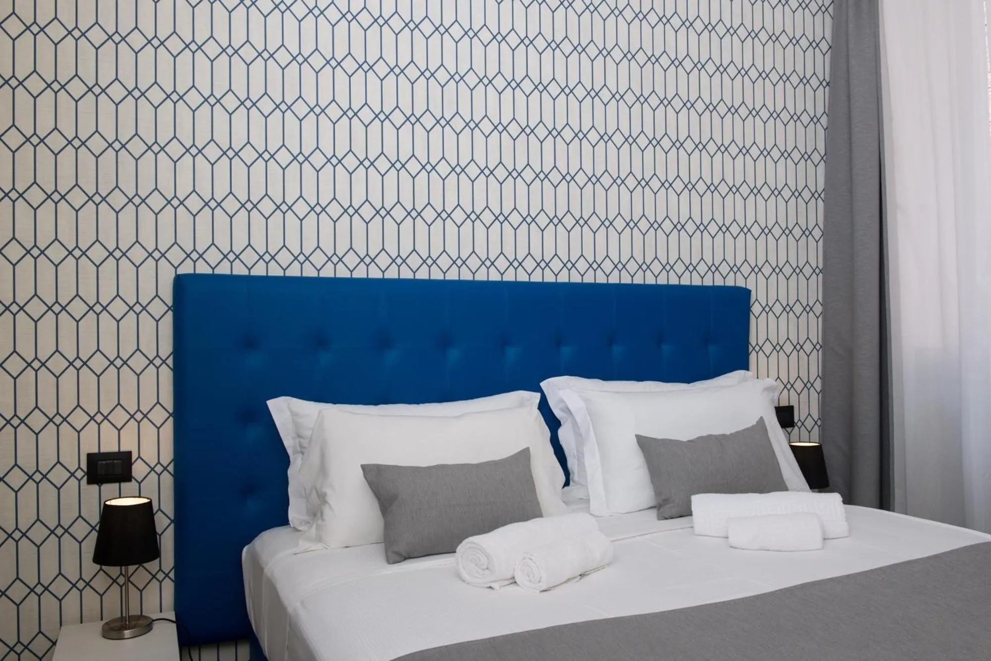 Bed in St. Peter Manor