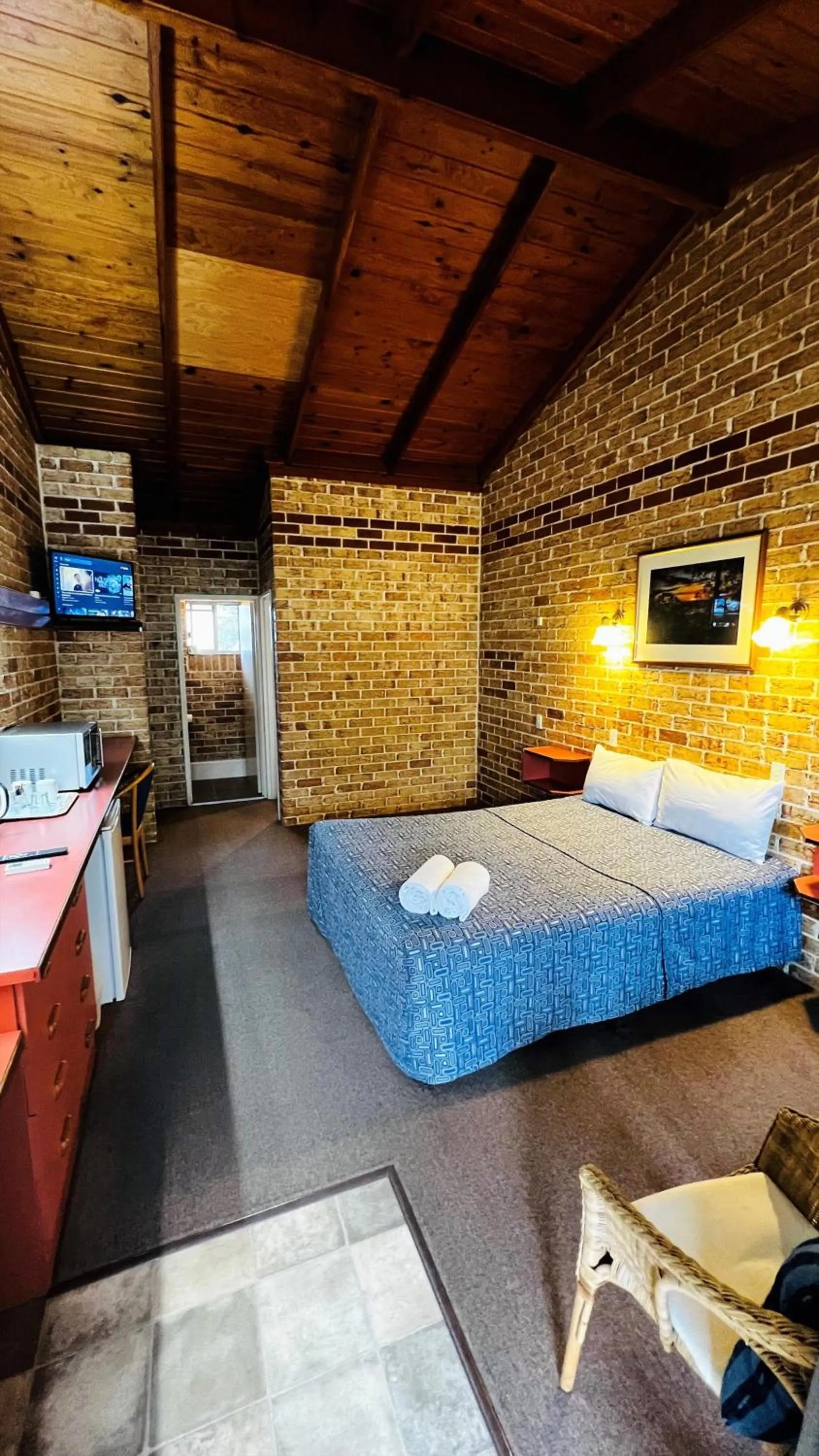 Bedroom, Bed in Beenleigh Village Motel