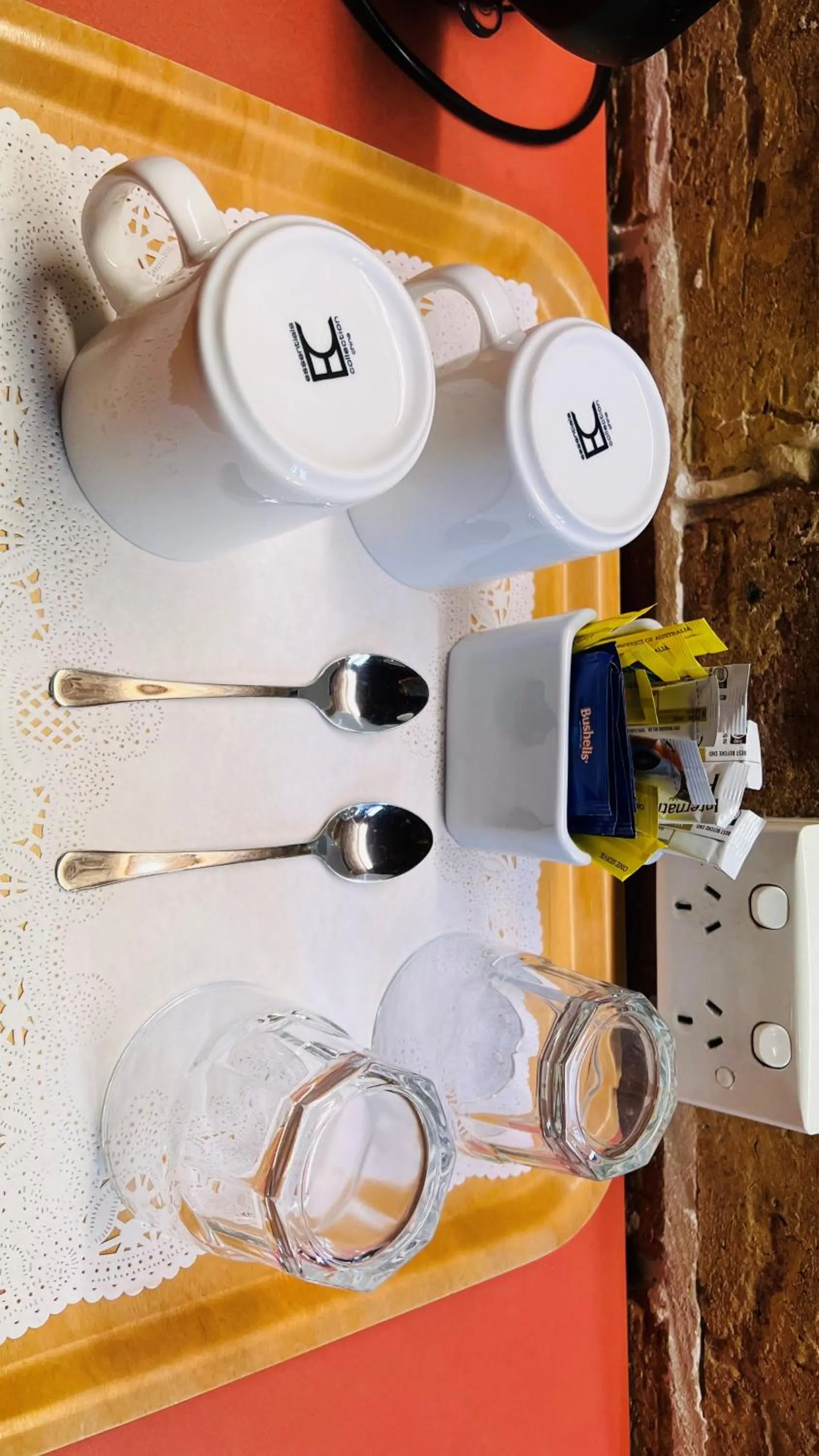 Food and drinks in Beenleigh Village Motel