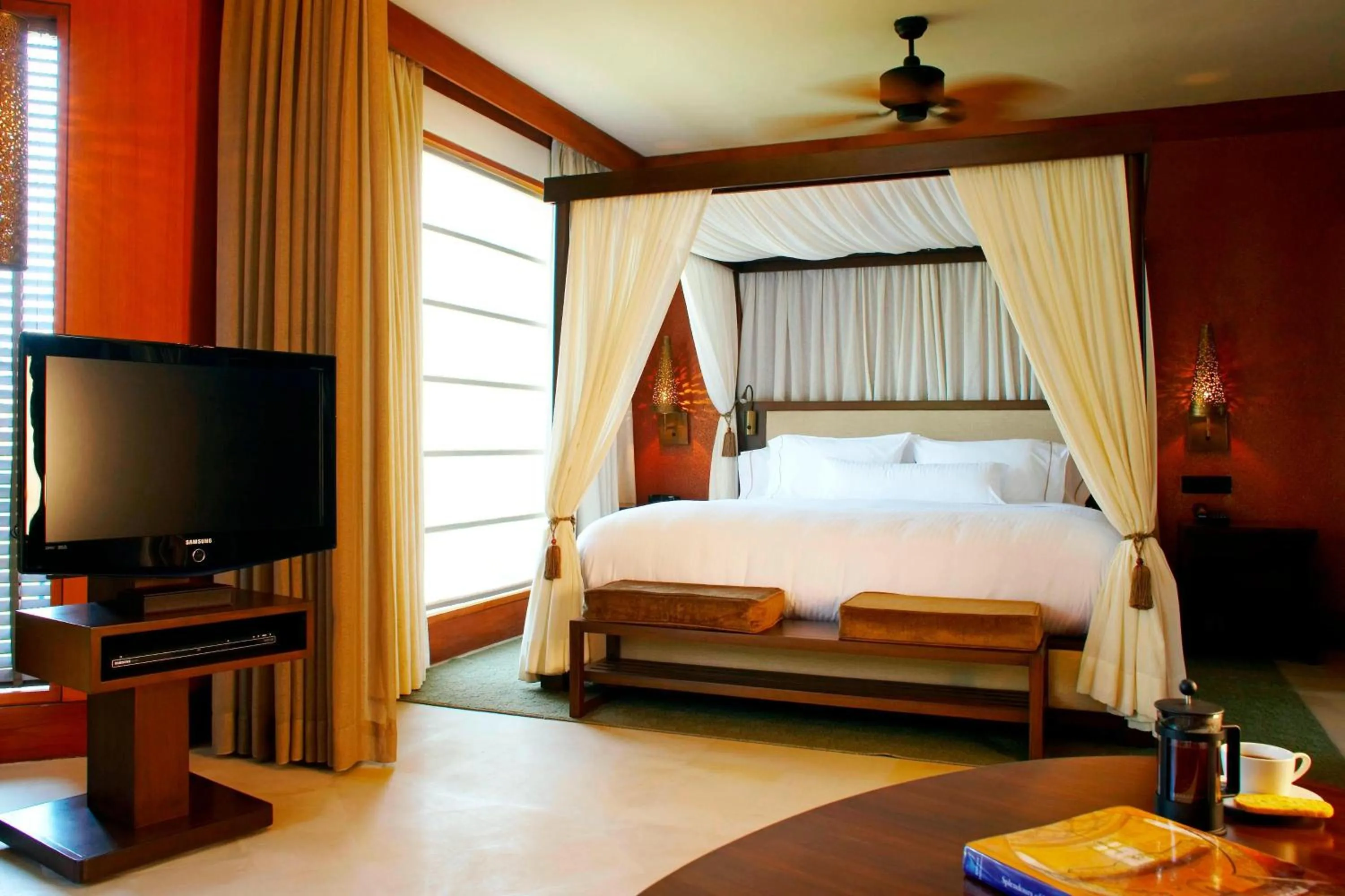 Bedroom, Bed in The Westin Sohna Resort & Spa