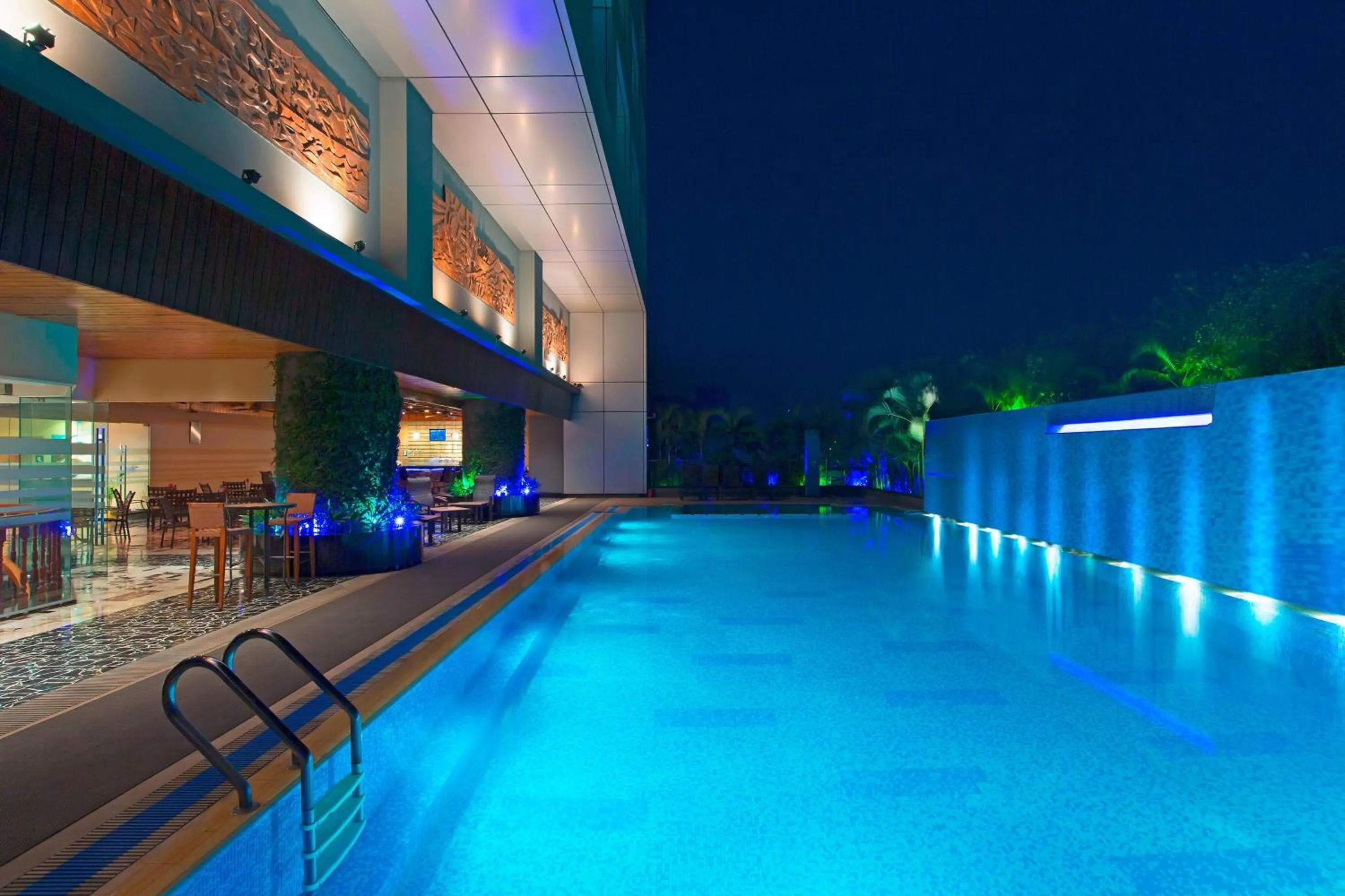 Swimming pool in The Westin Dhaka