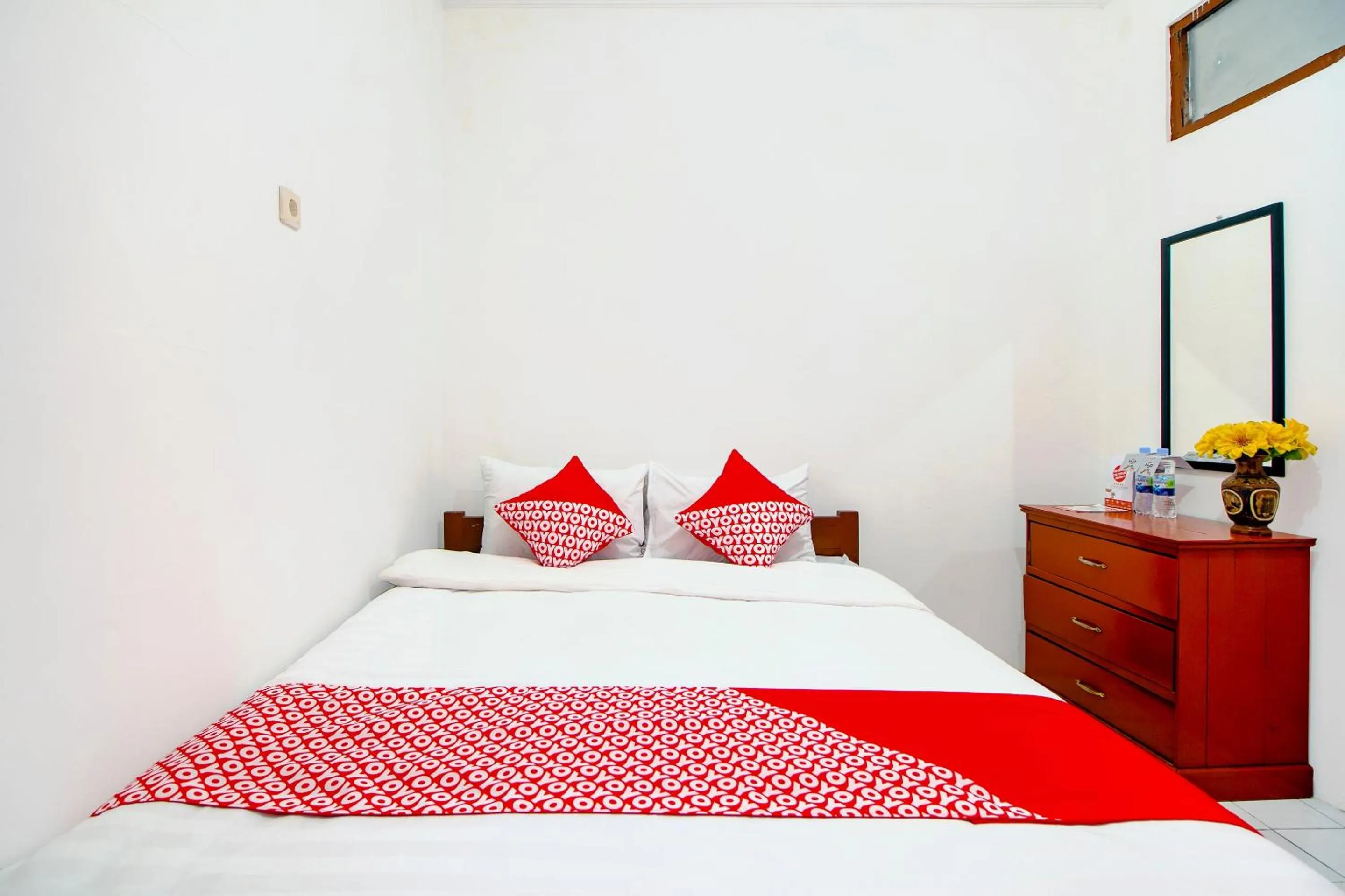 Bedroom in Super OYO 1788 House 24