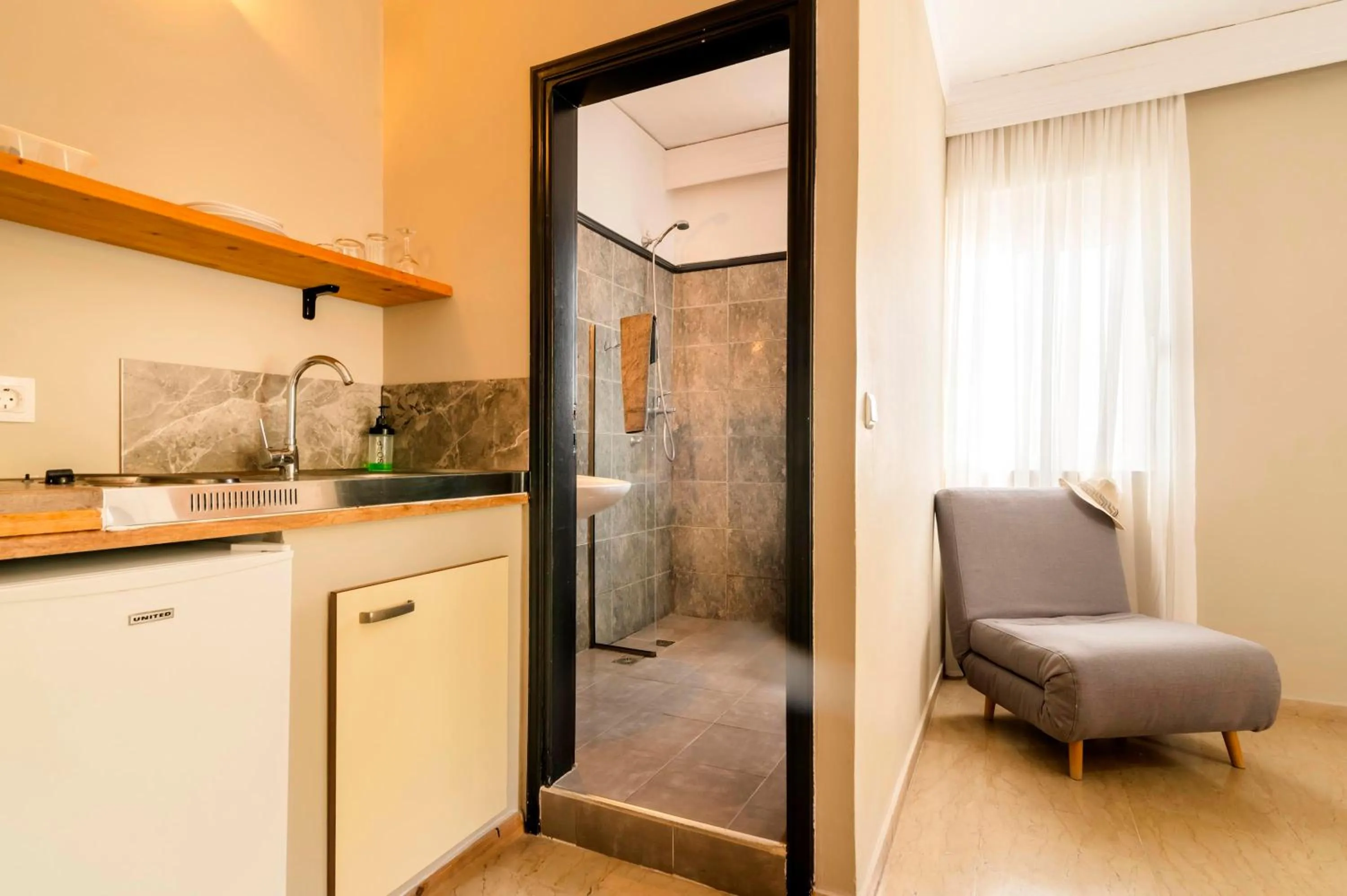 Shower in Lefka Hotel & Apartments