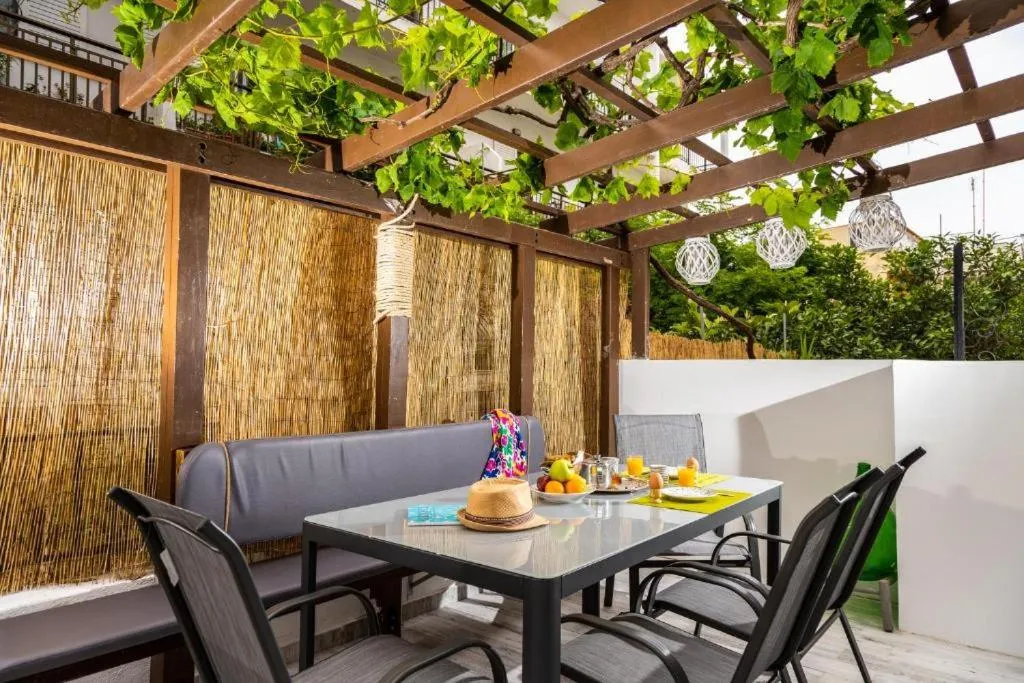 Dining area in Lefka Hotel & Apartments