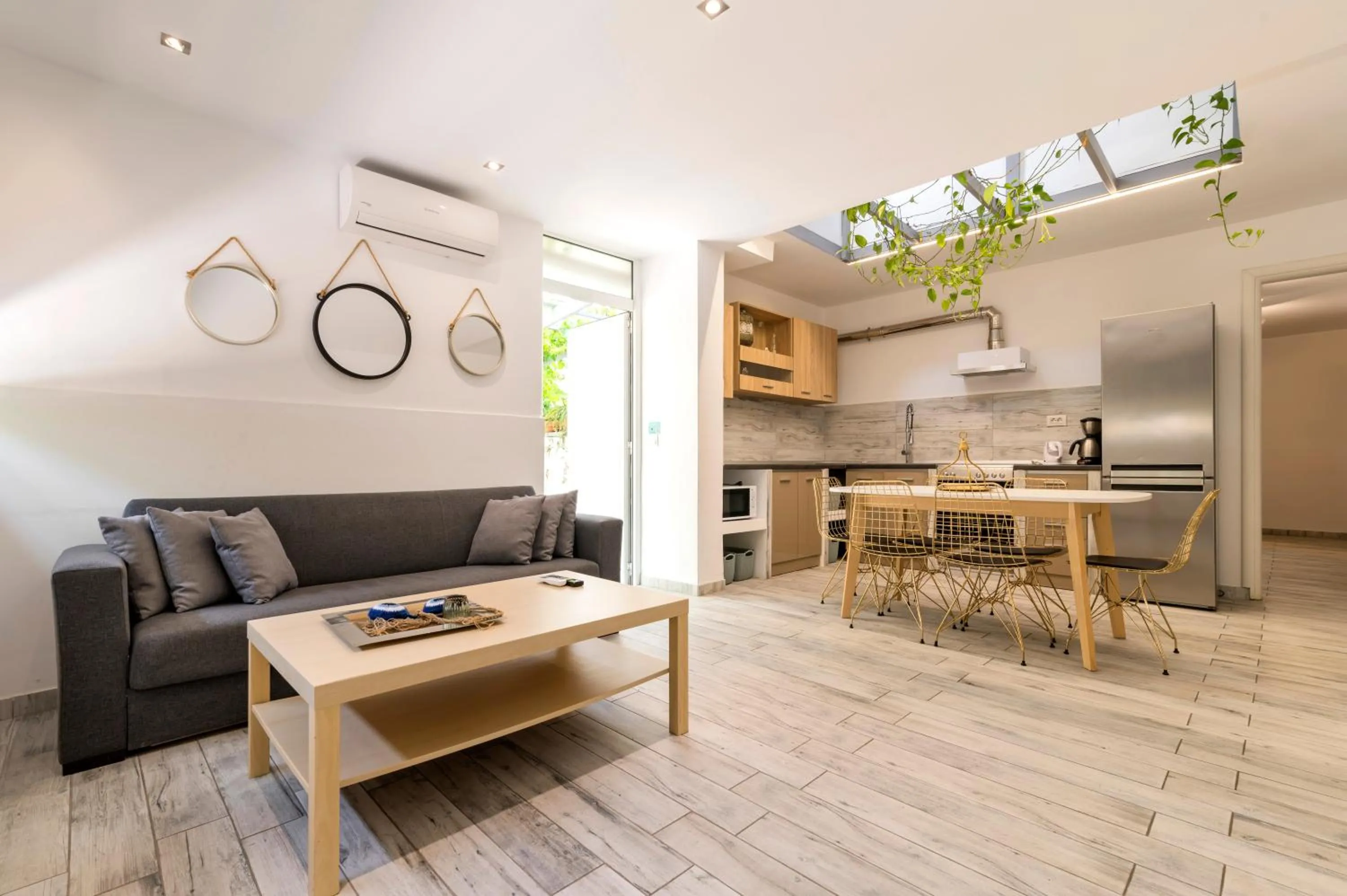 Kitchen or kitchenette in Lefka Hotel & Apartments