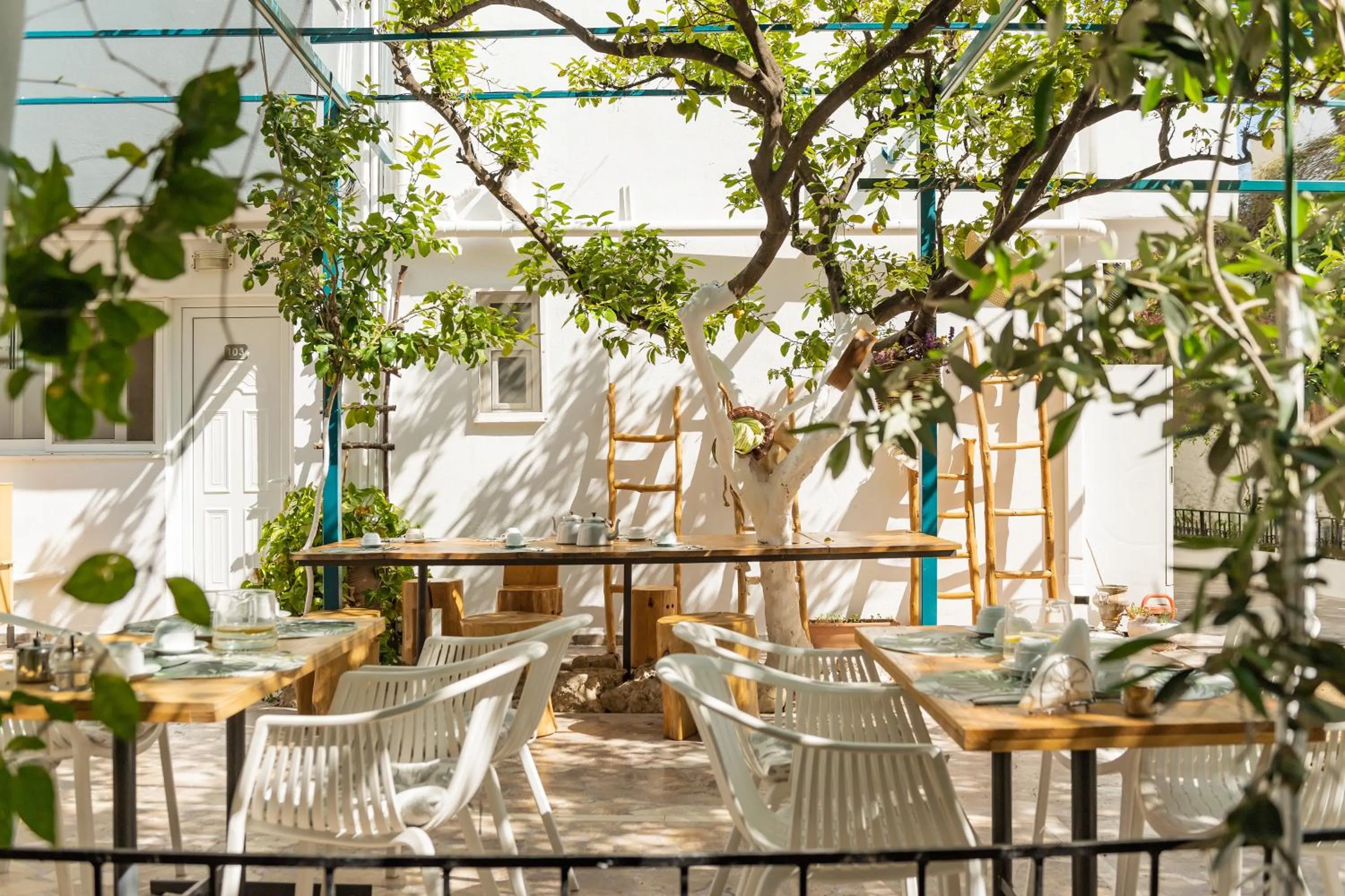 Day in Lefka Hotel & Apartments