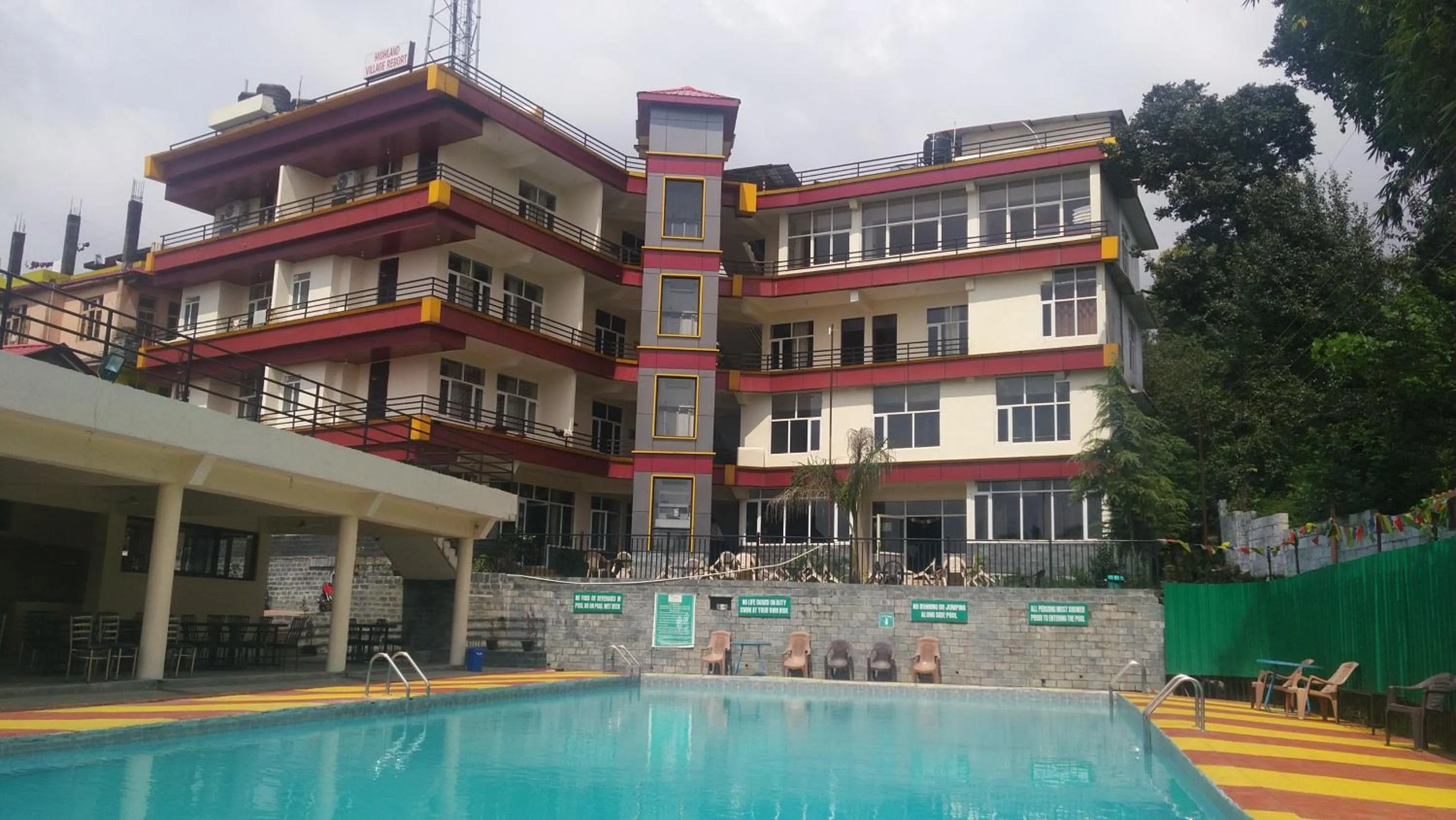 Property building in Highland Village Resort