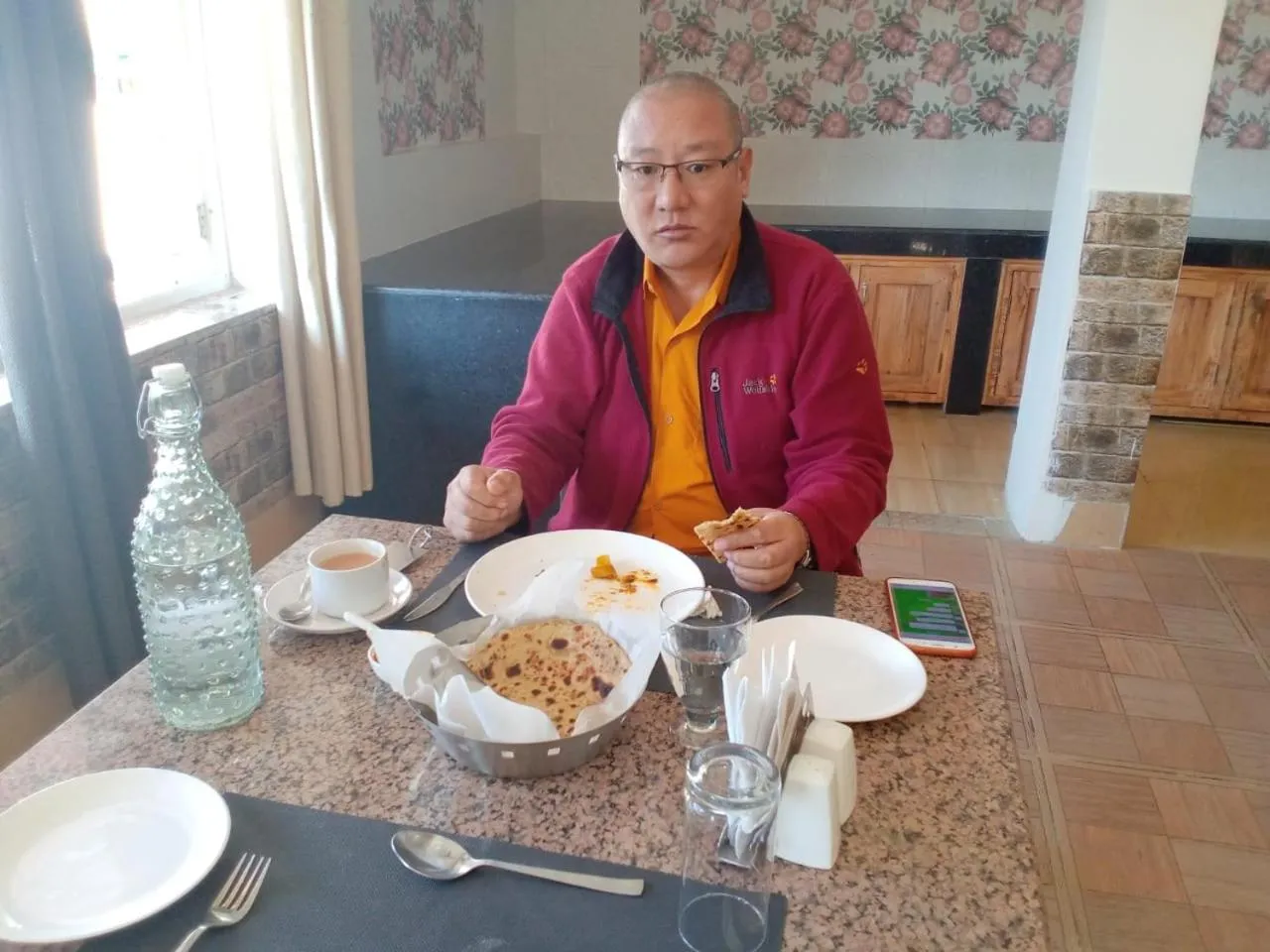 Food and drinks in Highland Village Resort