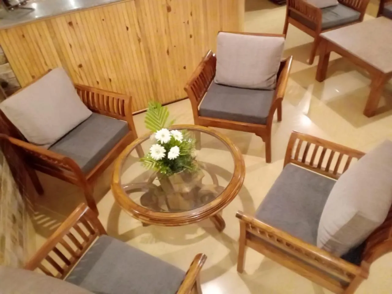 Lounge or bar in Highland Village Resort