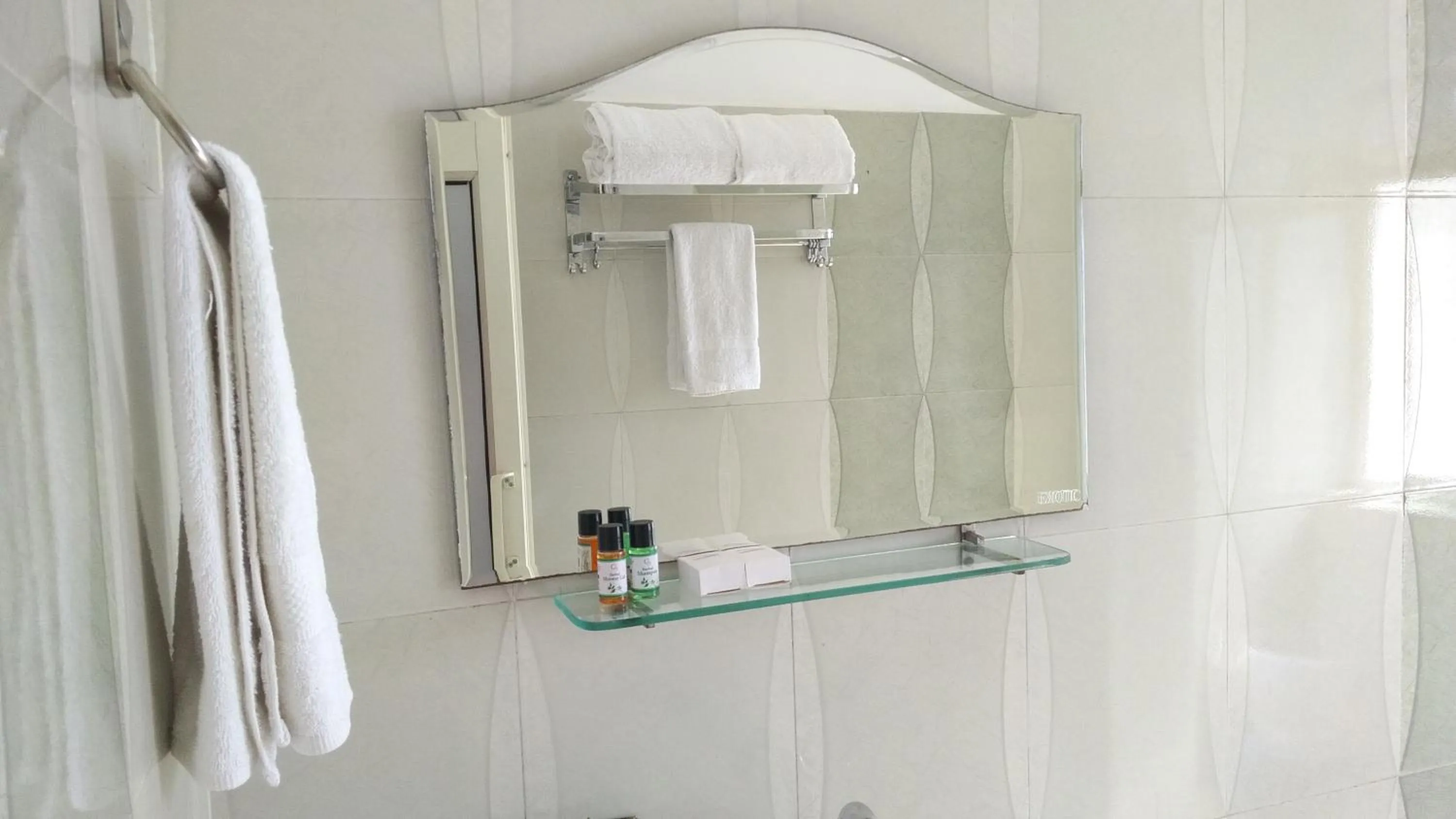 Bathroom in Highland Village Resort