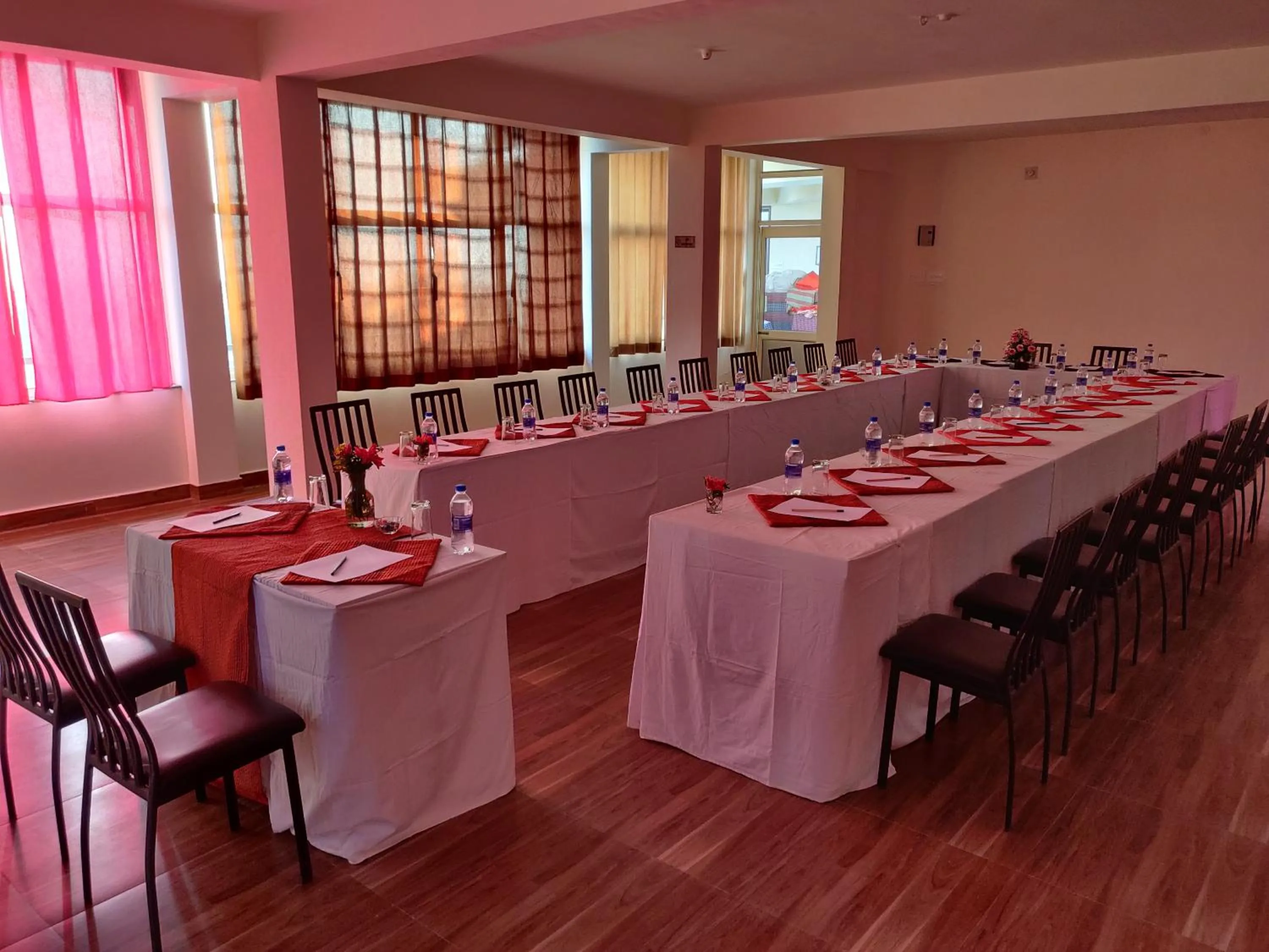 Banquet/Function facilities in Highland Village Resort