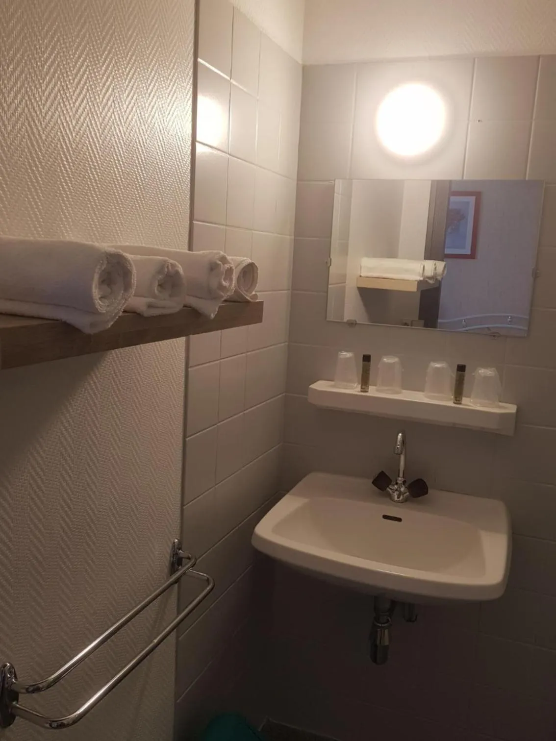 Bathroom in Hôtel des Cévennes