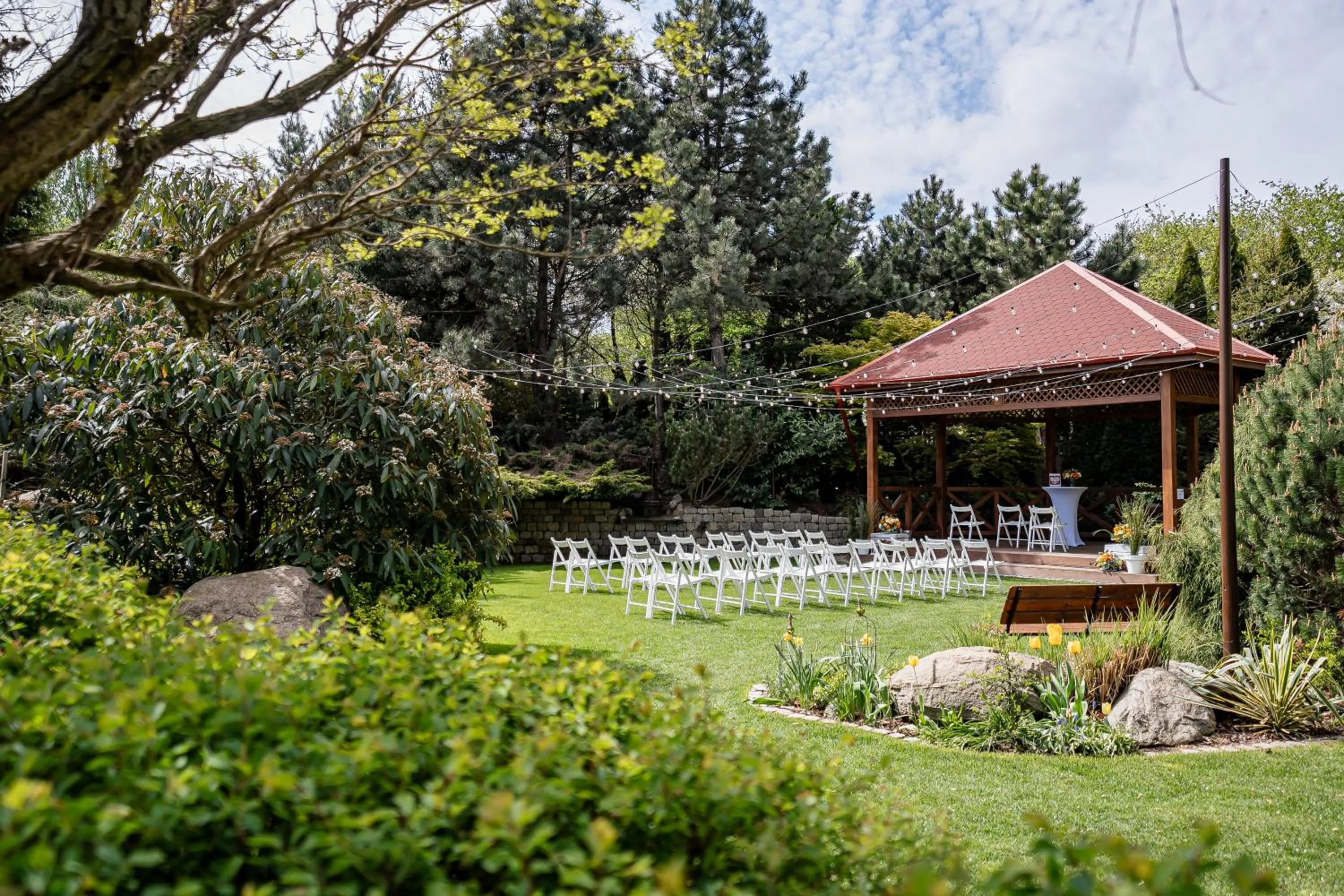 Garden in Hotel Platan