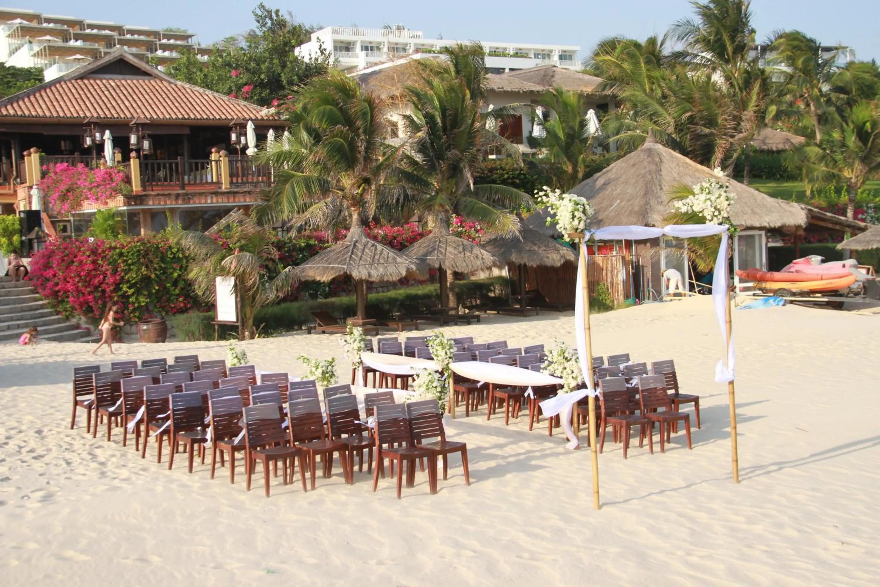 Banquet/Function facilities, Restaurant/Places to Eat in Poshanu Boutique Resort