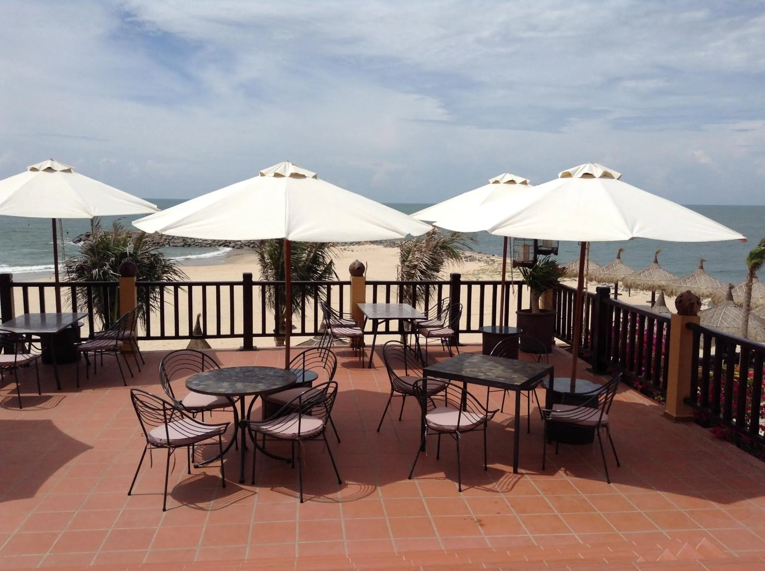 Restaurant/Places to Eat in Poshanu Boutique Resort