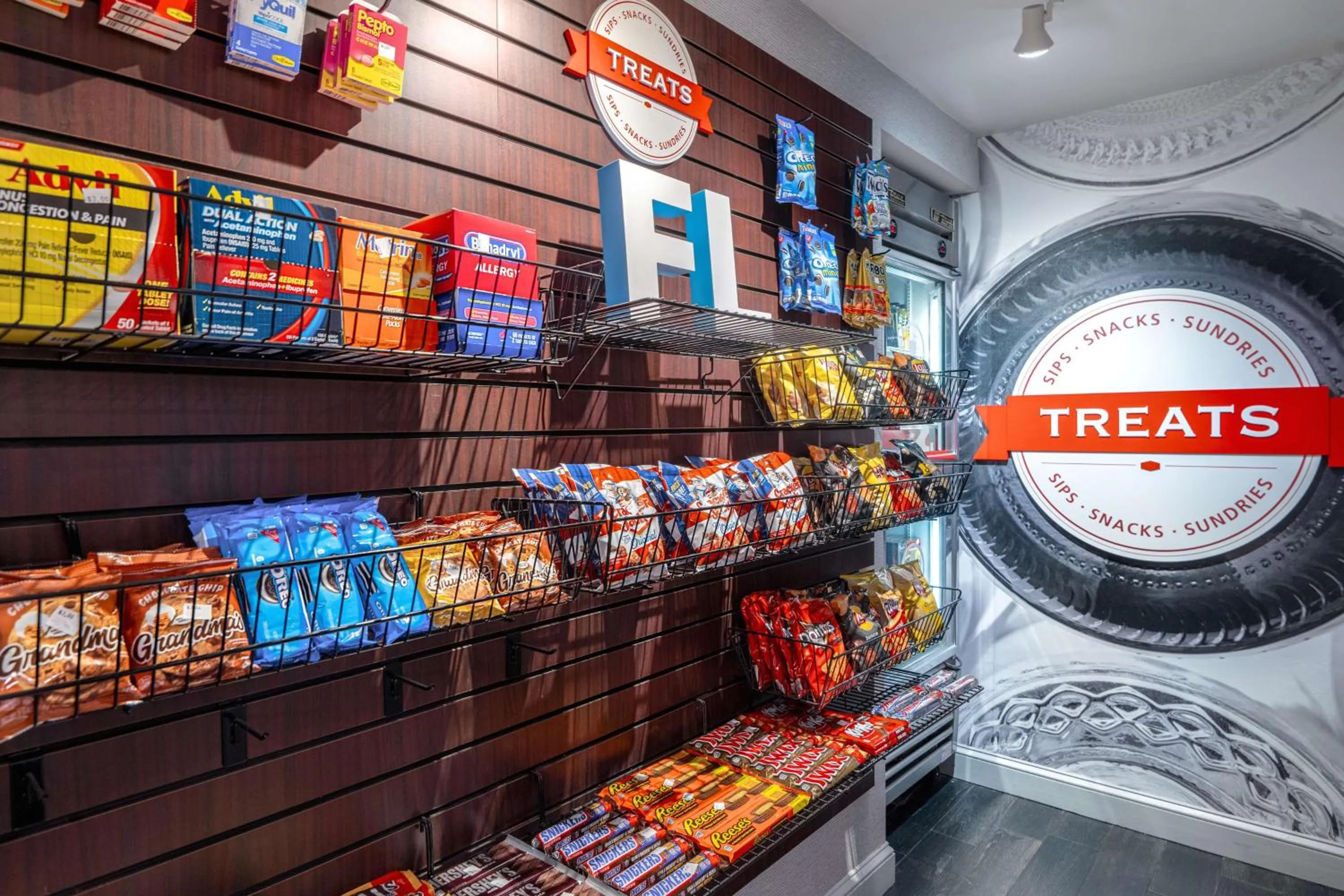 Restaurant/places to eat in Hampton Inn Tallahassee-Central