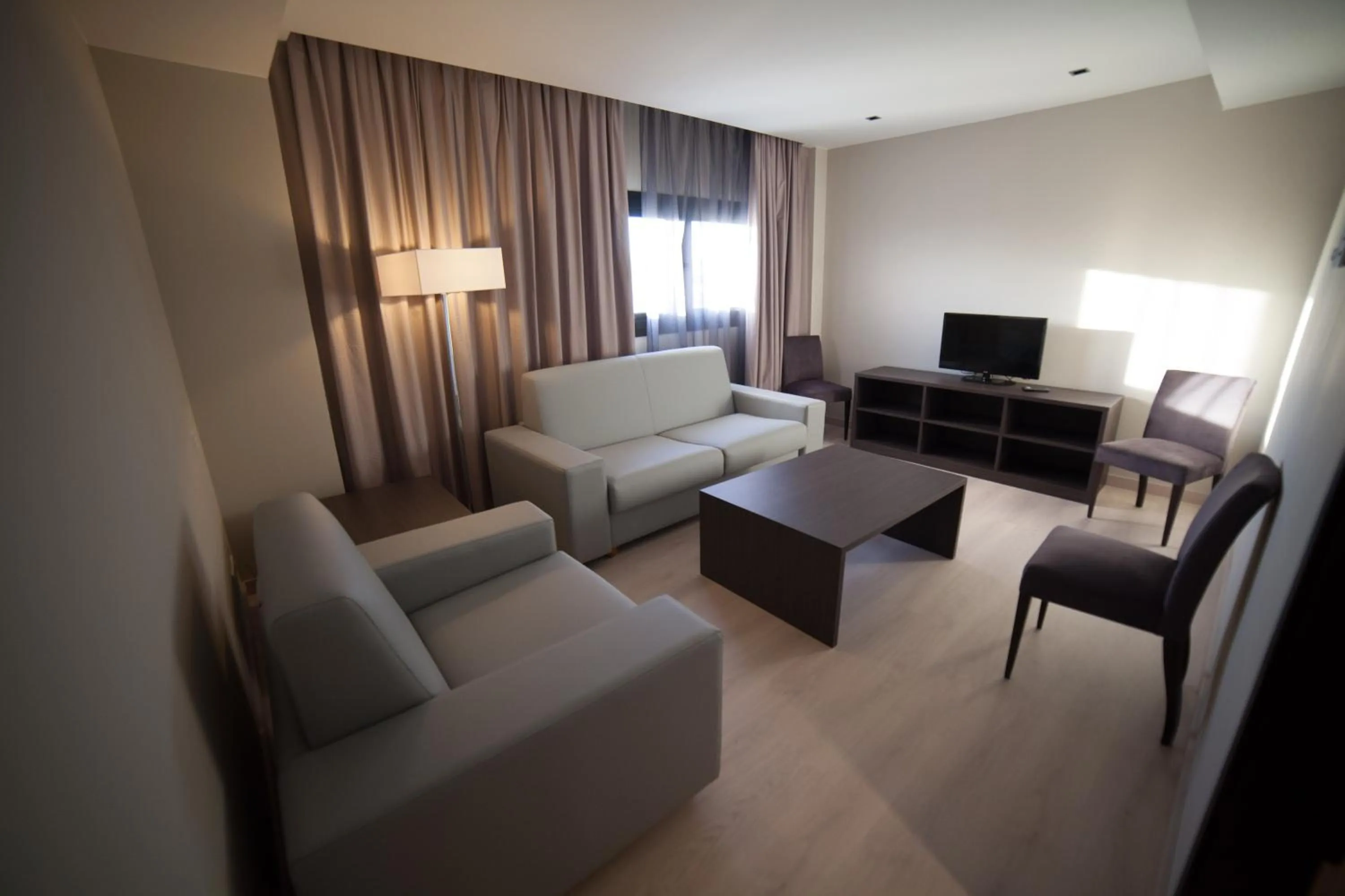 Living room in Brea's Hotel