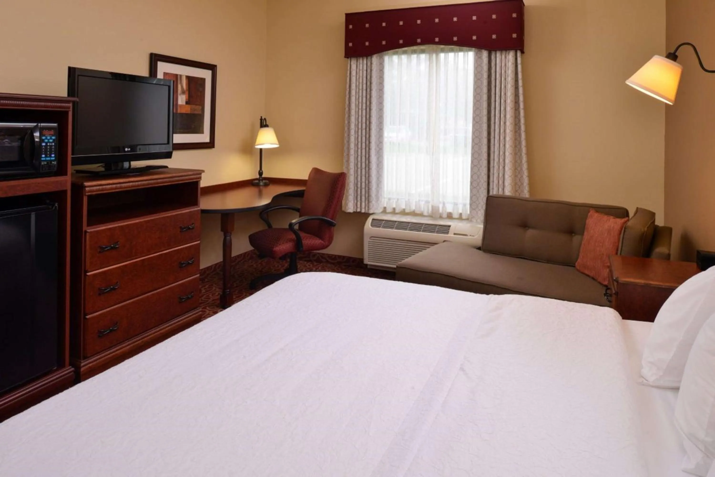 Bed in Hampton By Hilton Lincoln