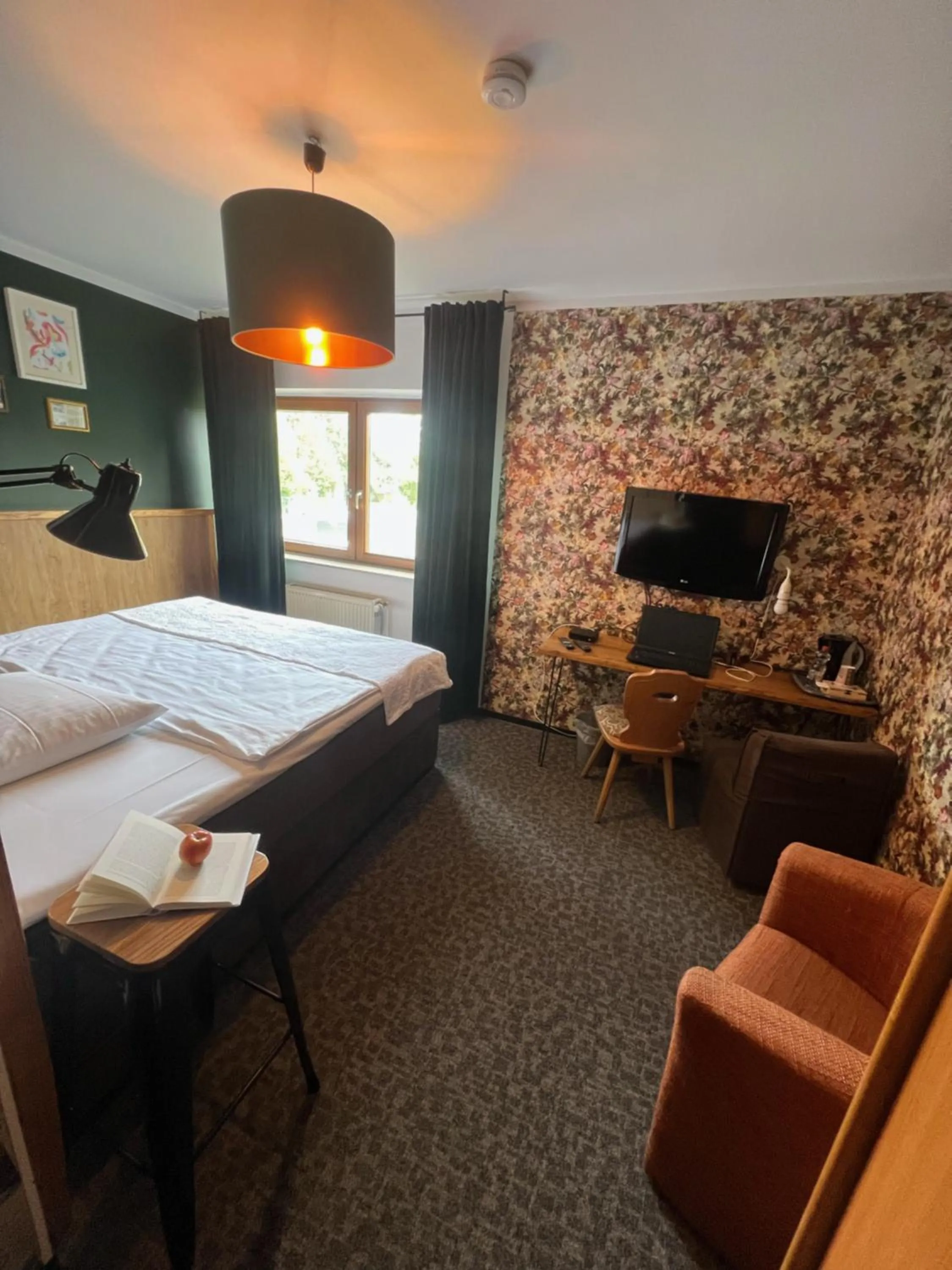 Photo of the whole room, Bed in Hotel Kraus