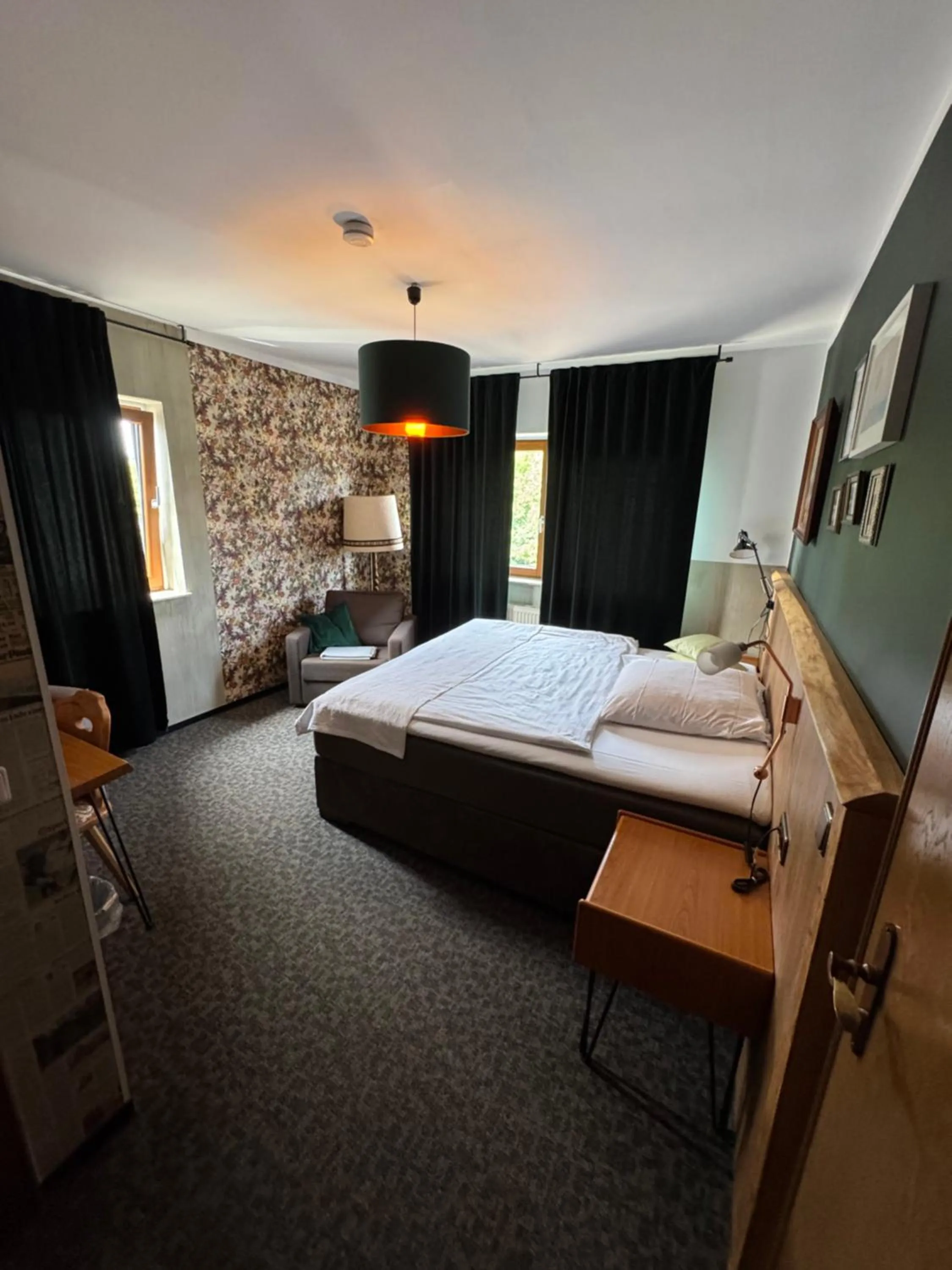 Photo of the whole room, Bed in Hotel Kraus