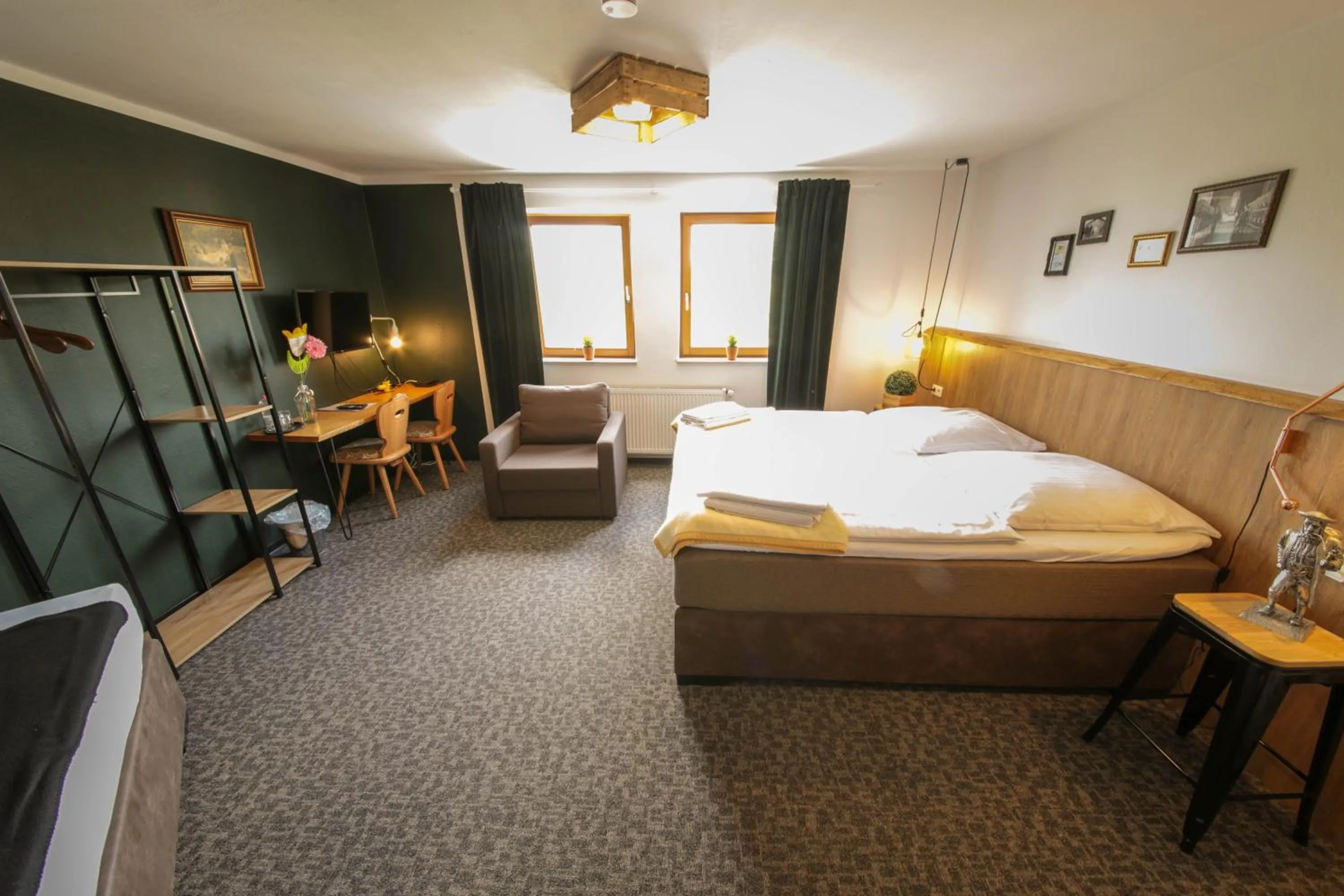 Photo of the whole room, Bed in Hotel Kraus