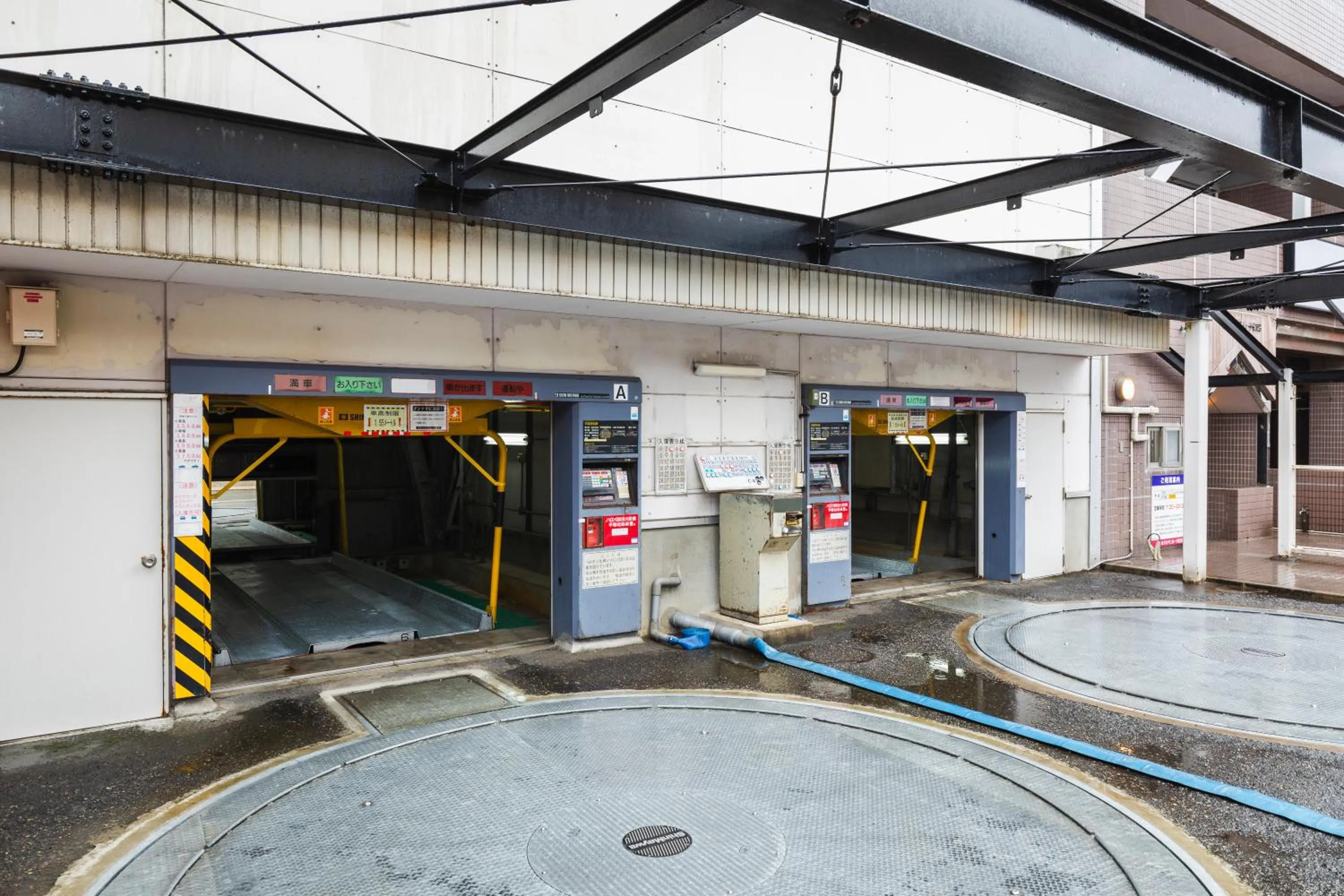 Parking in Hotel Sunroute Niigata