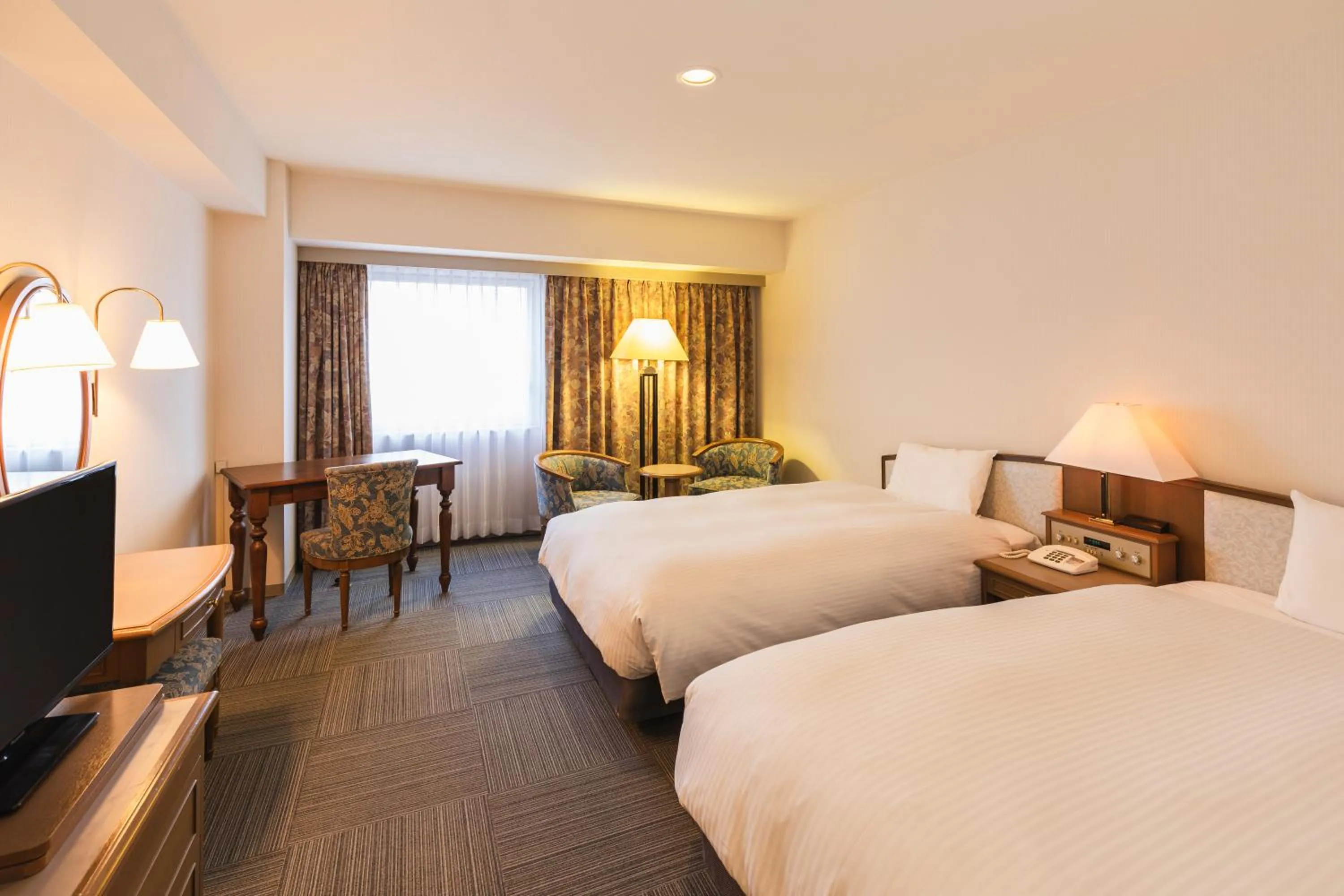 Photo of the whole room, Bed in Hotel Sunroute Niigata