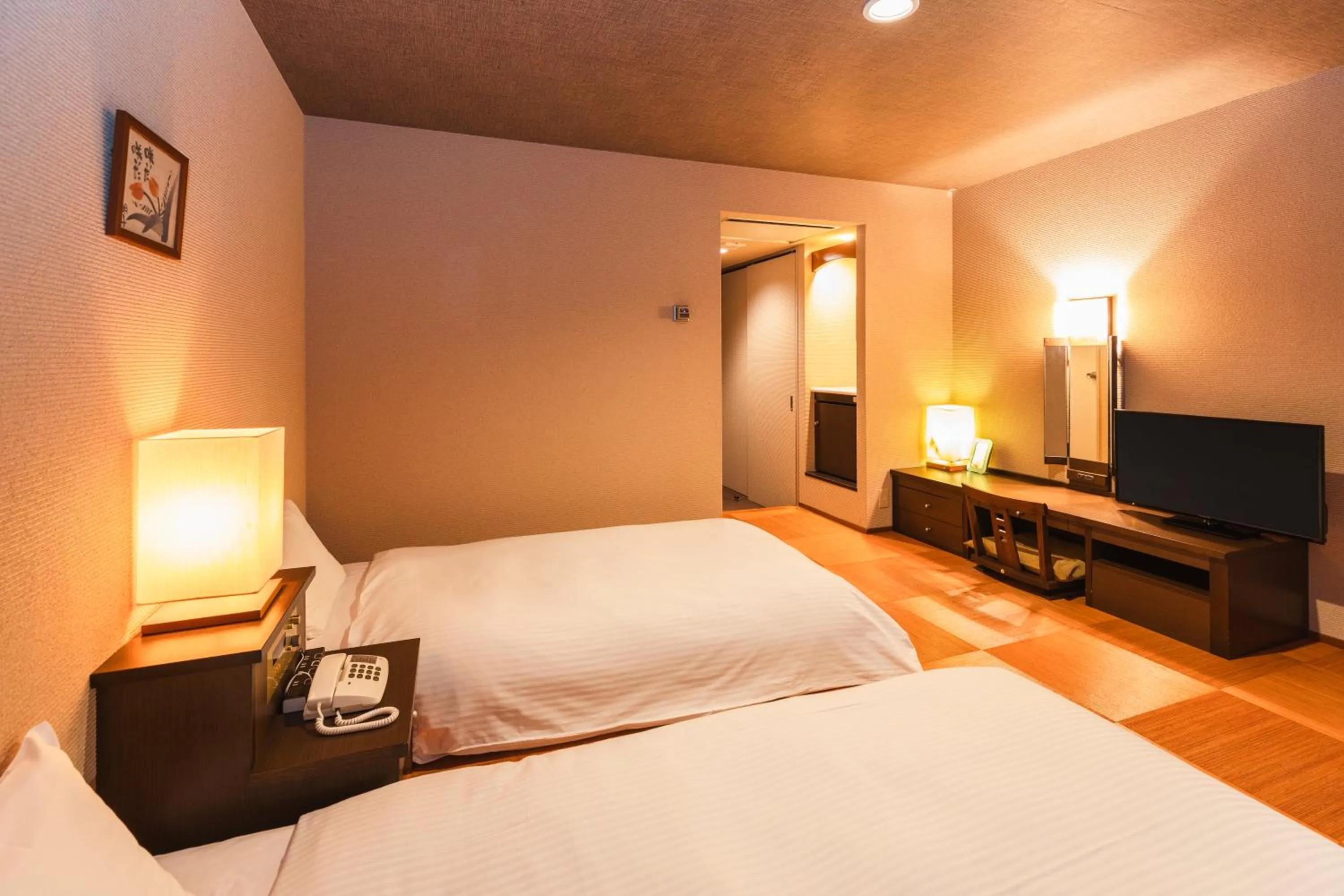 Photo of the whole room, Bed in Hotel Sunroute Niigata
