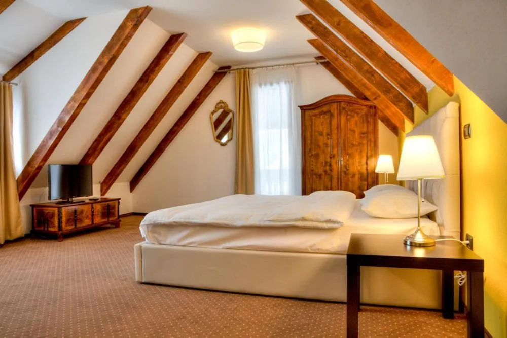 Bed in Trattoria Al Gallo