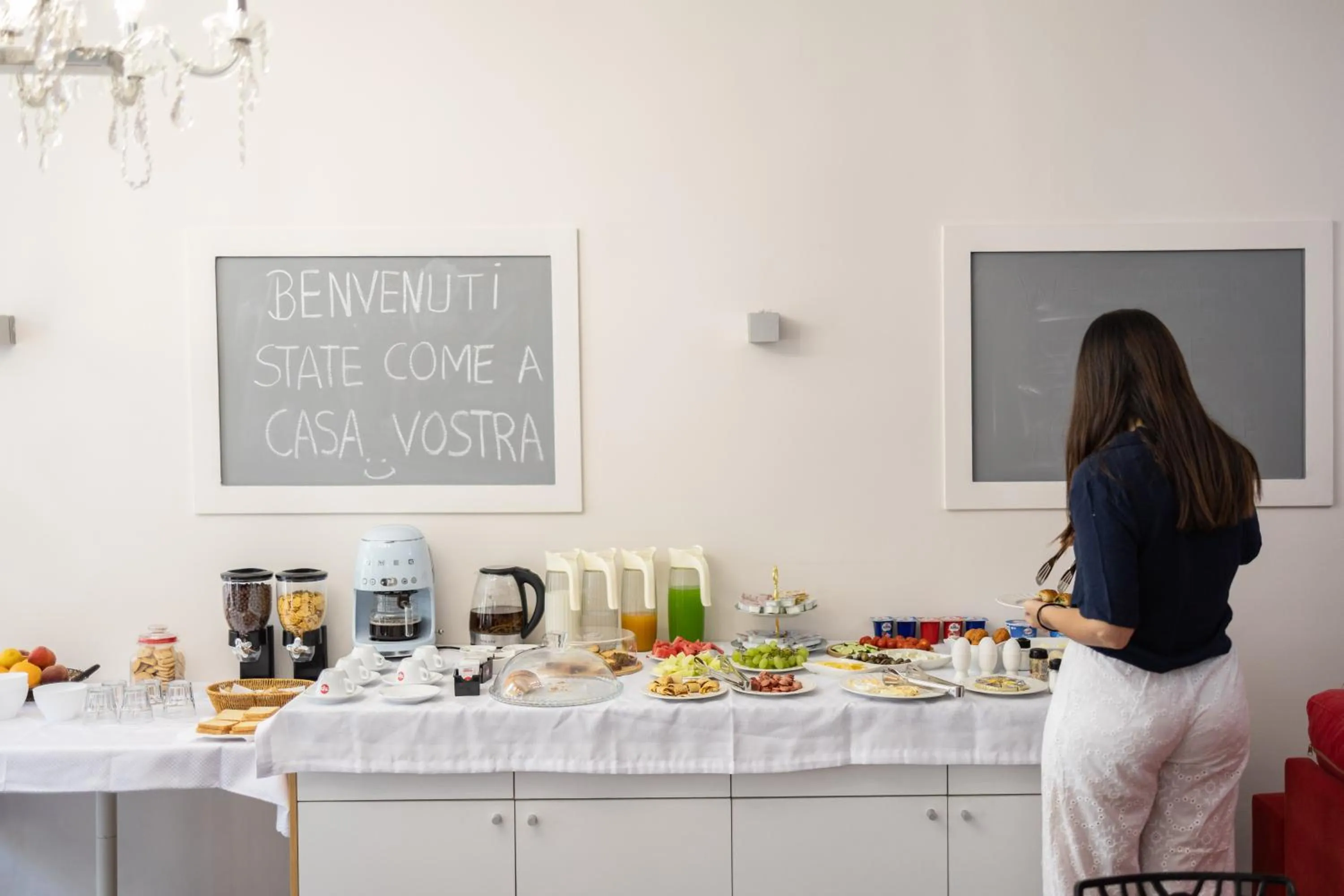 Buffet breakfast in Hotel Liqeni