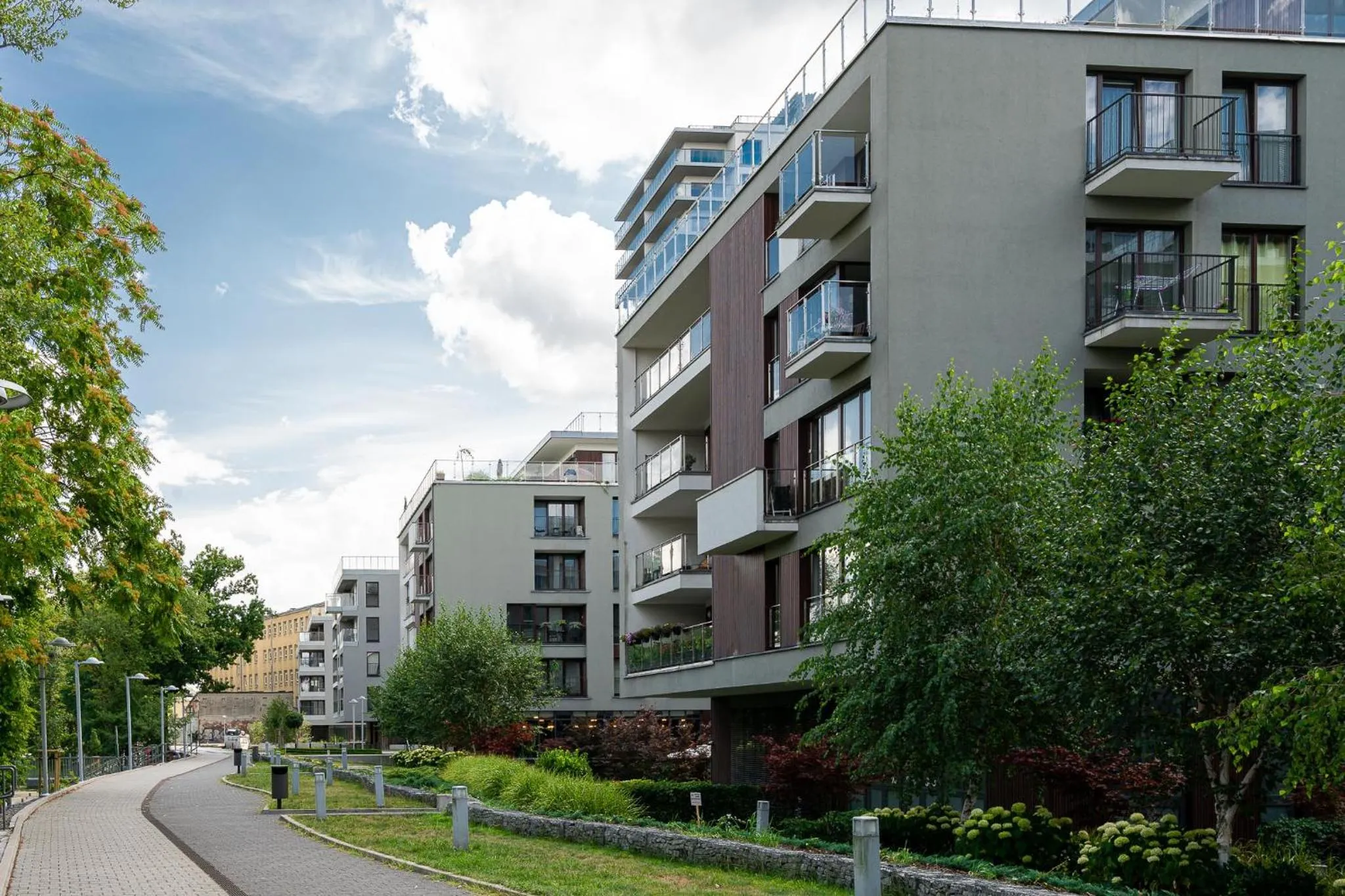 Property building in Art Apart River View Wrocław
