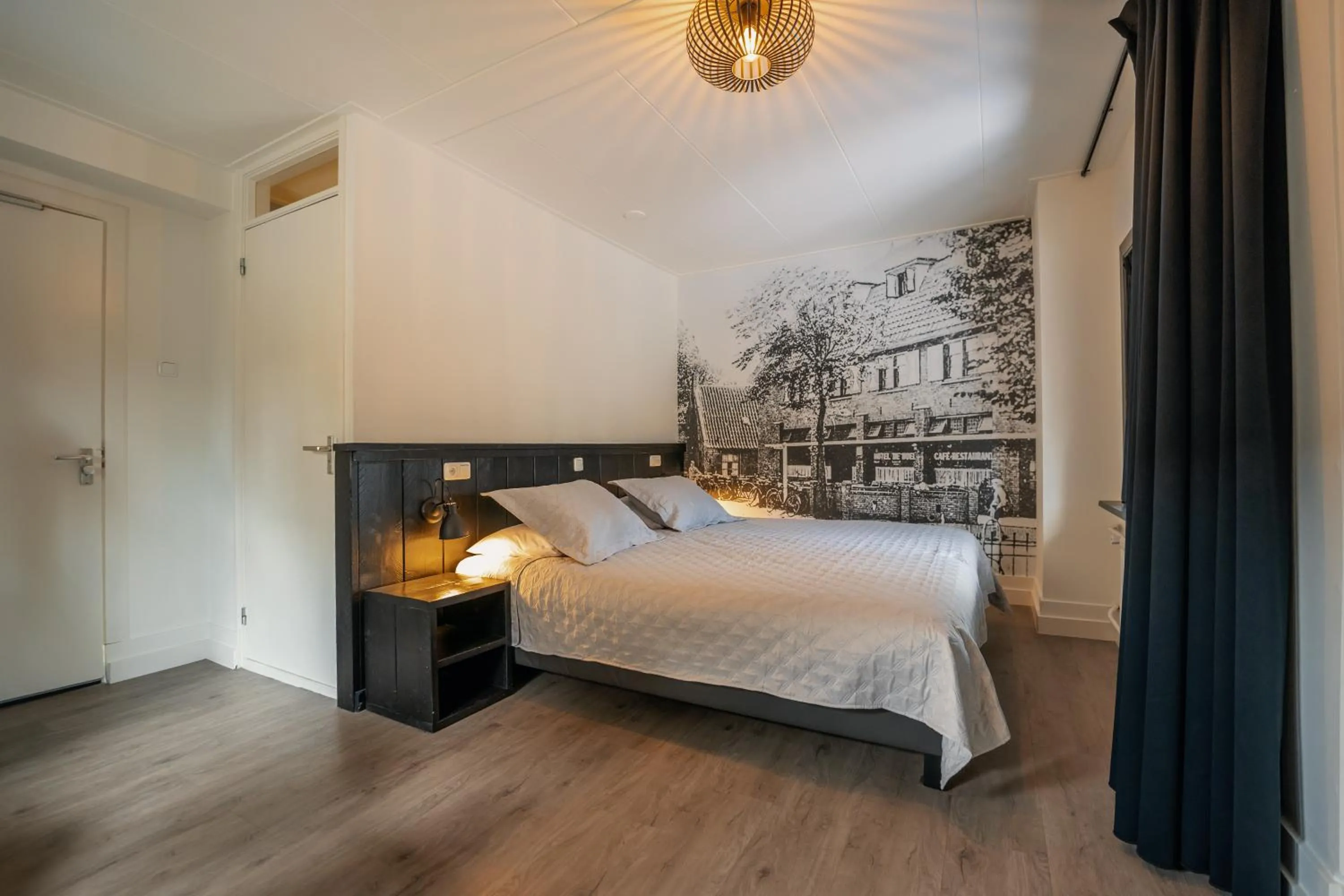 Bedroom, Bed in Hotel Restaurant de Jong