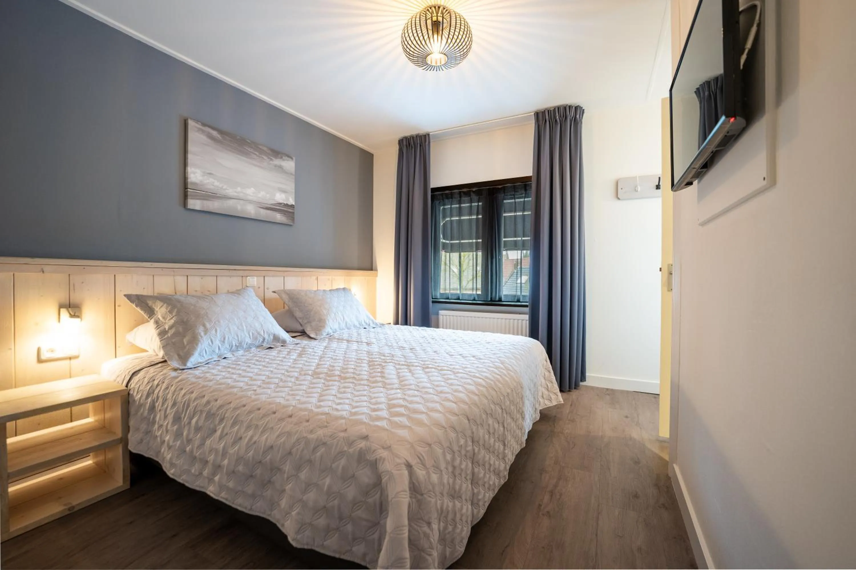 Bedroom, Bed in Hotel Restaurant de Jong