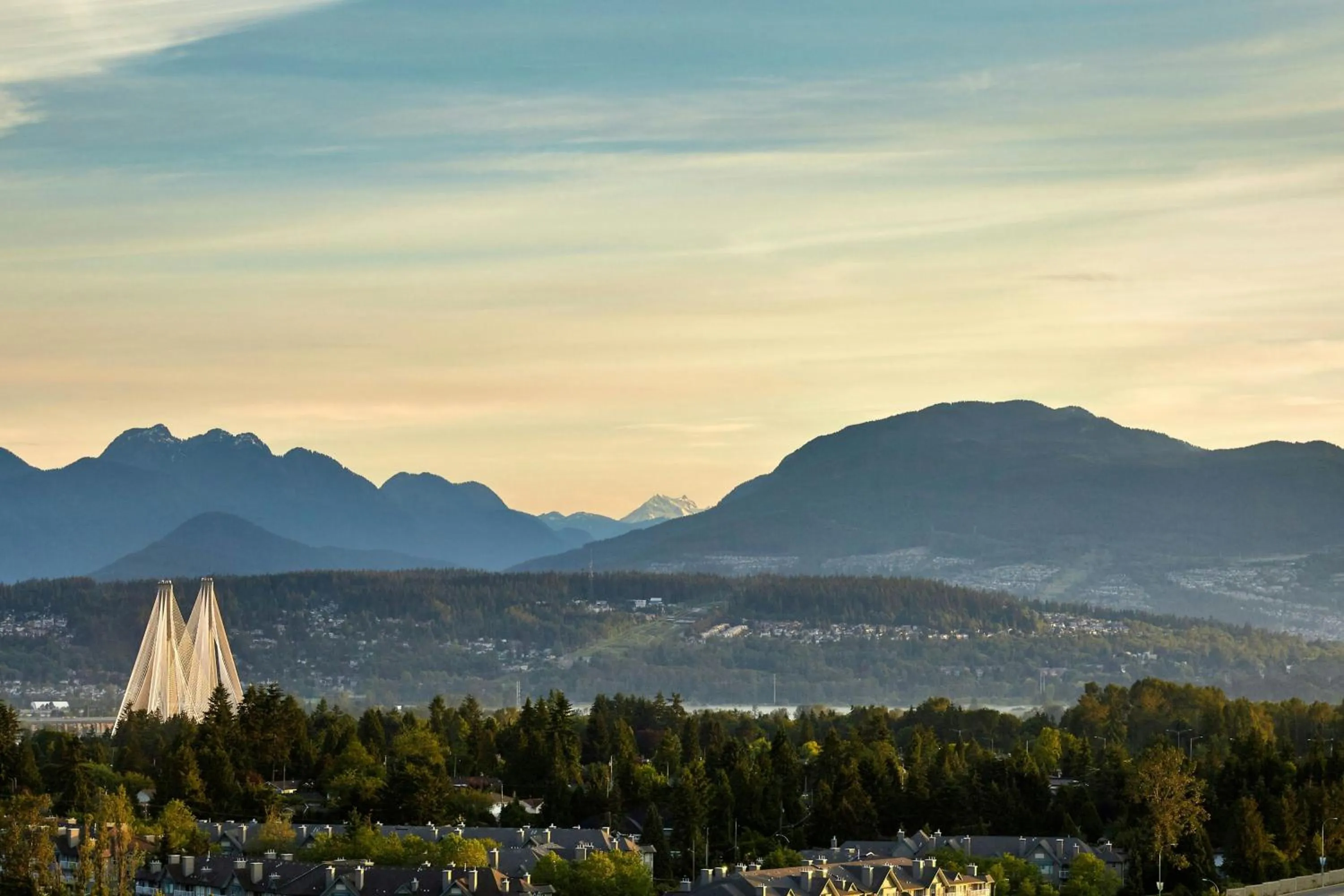 Bedroom in Sheraton Vancouver Guildford Hotel