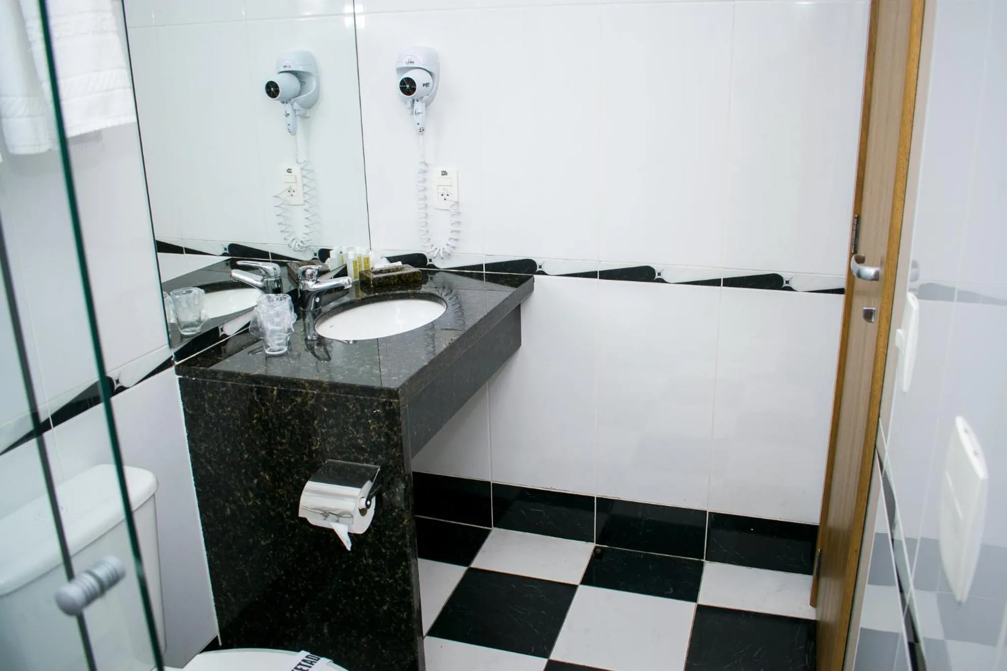 Bathroom in Jacques Georges Tower