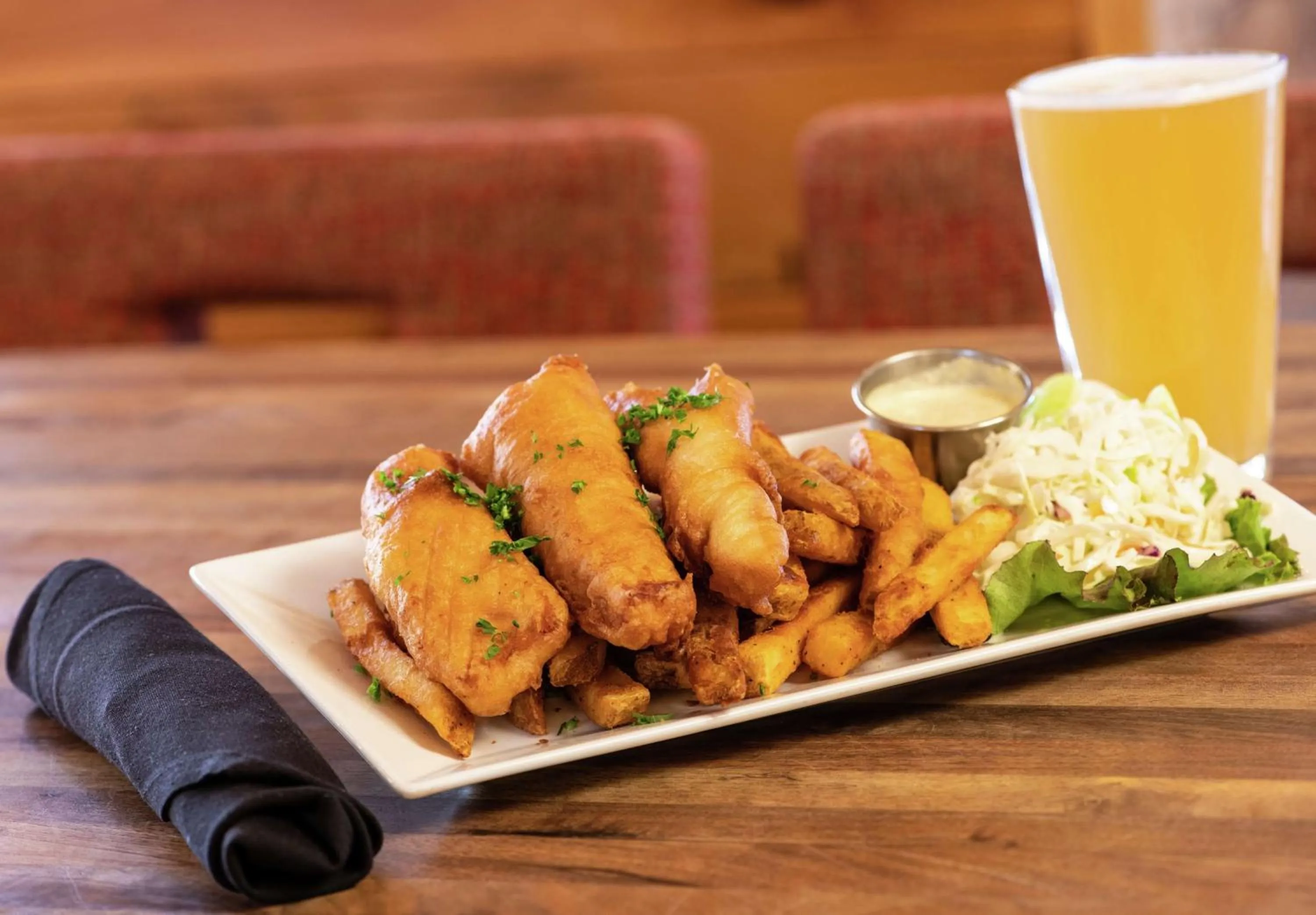 Dining area in DoubleTree by Hilton Portland