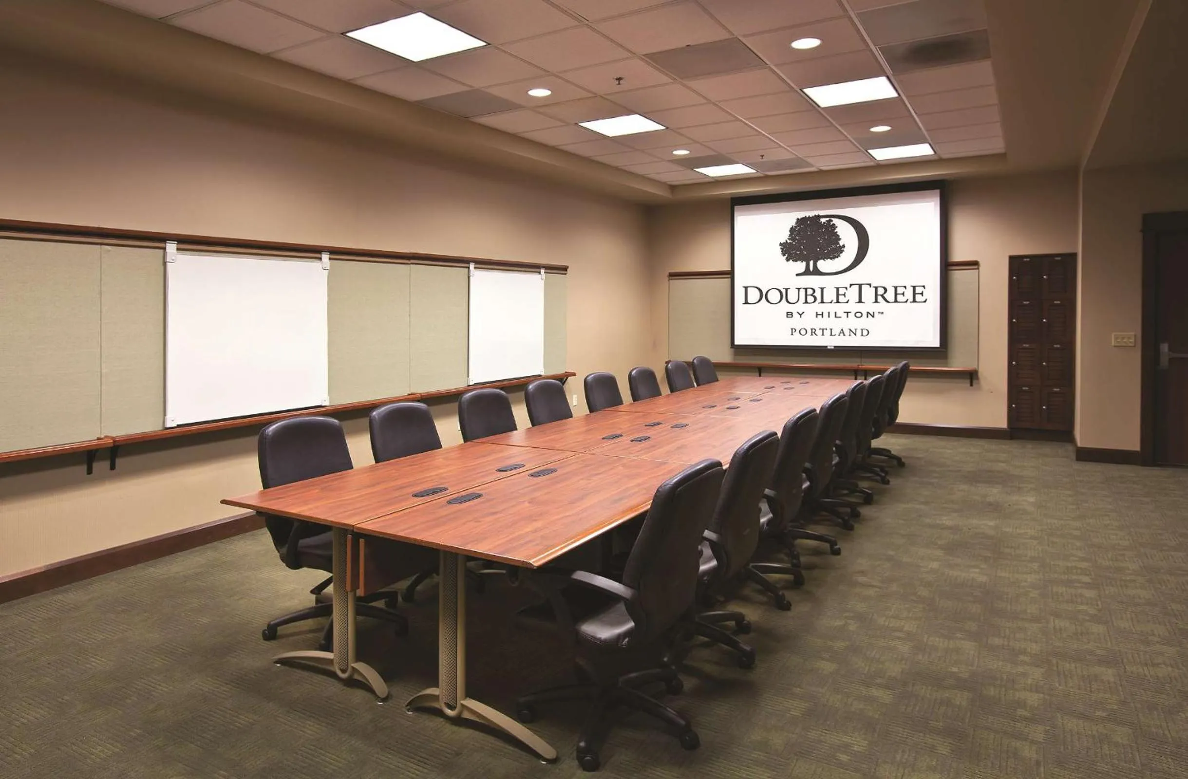 Meeting/conference room in DoubleTree by Hilton Portland