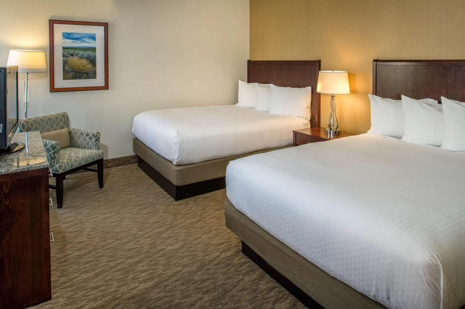 Bed in DoubleTree by Hilton Portland