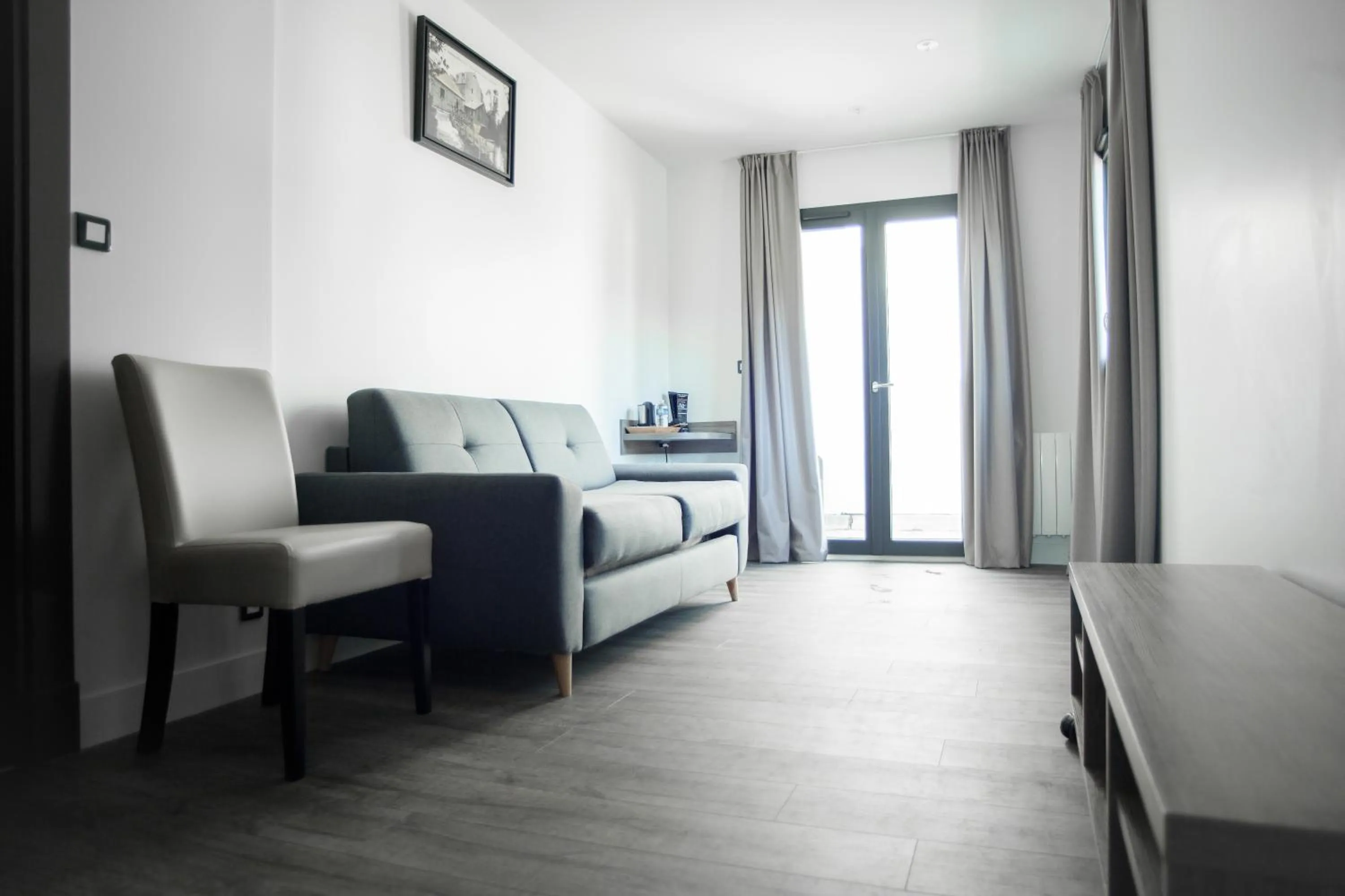 Bed in Hotel Les Galets