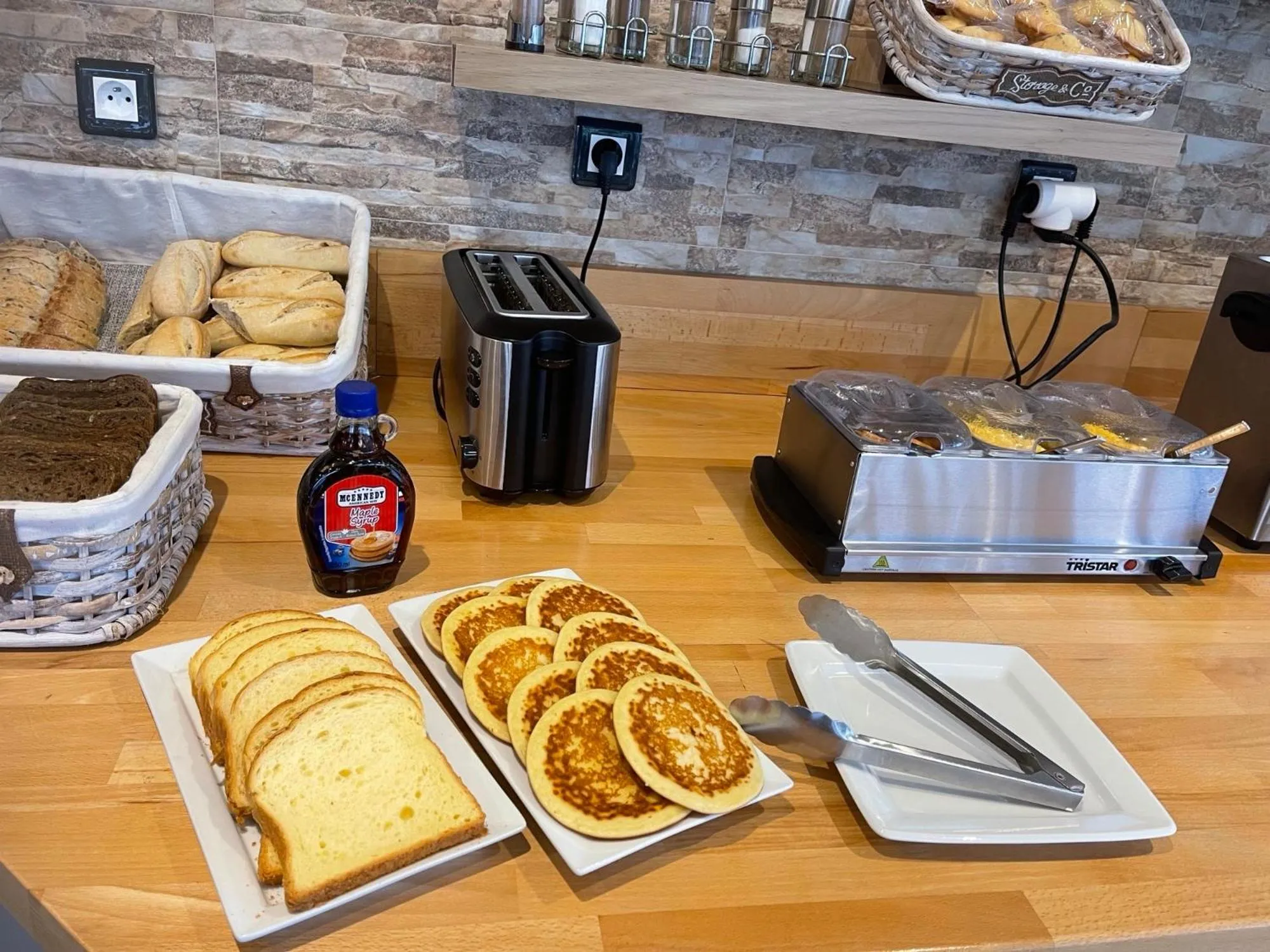 Buffet breakfast in Hotel Les Galets