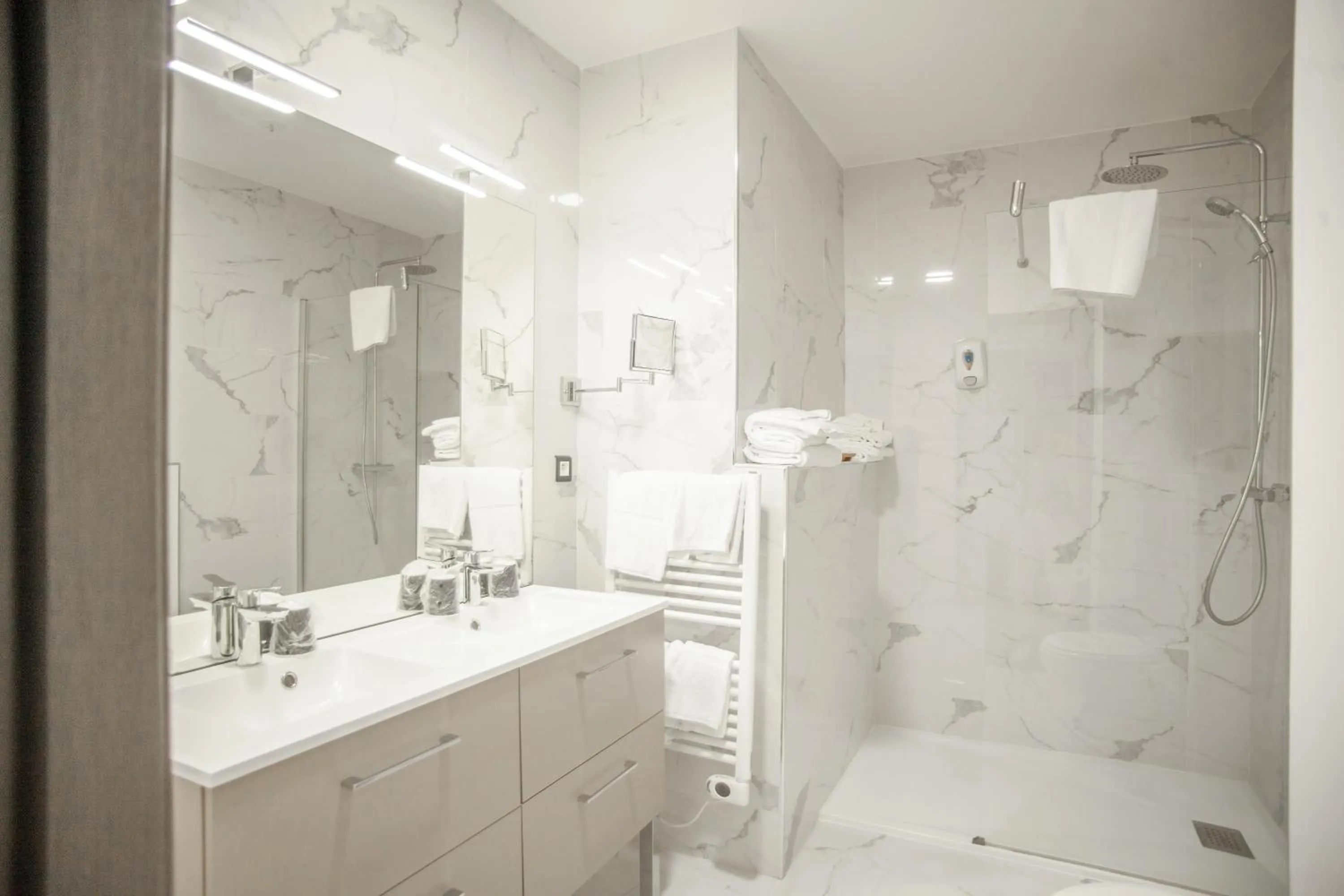 Bathroom in Hotel Les Galets